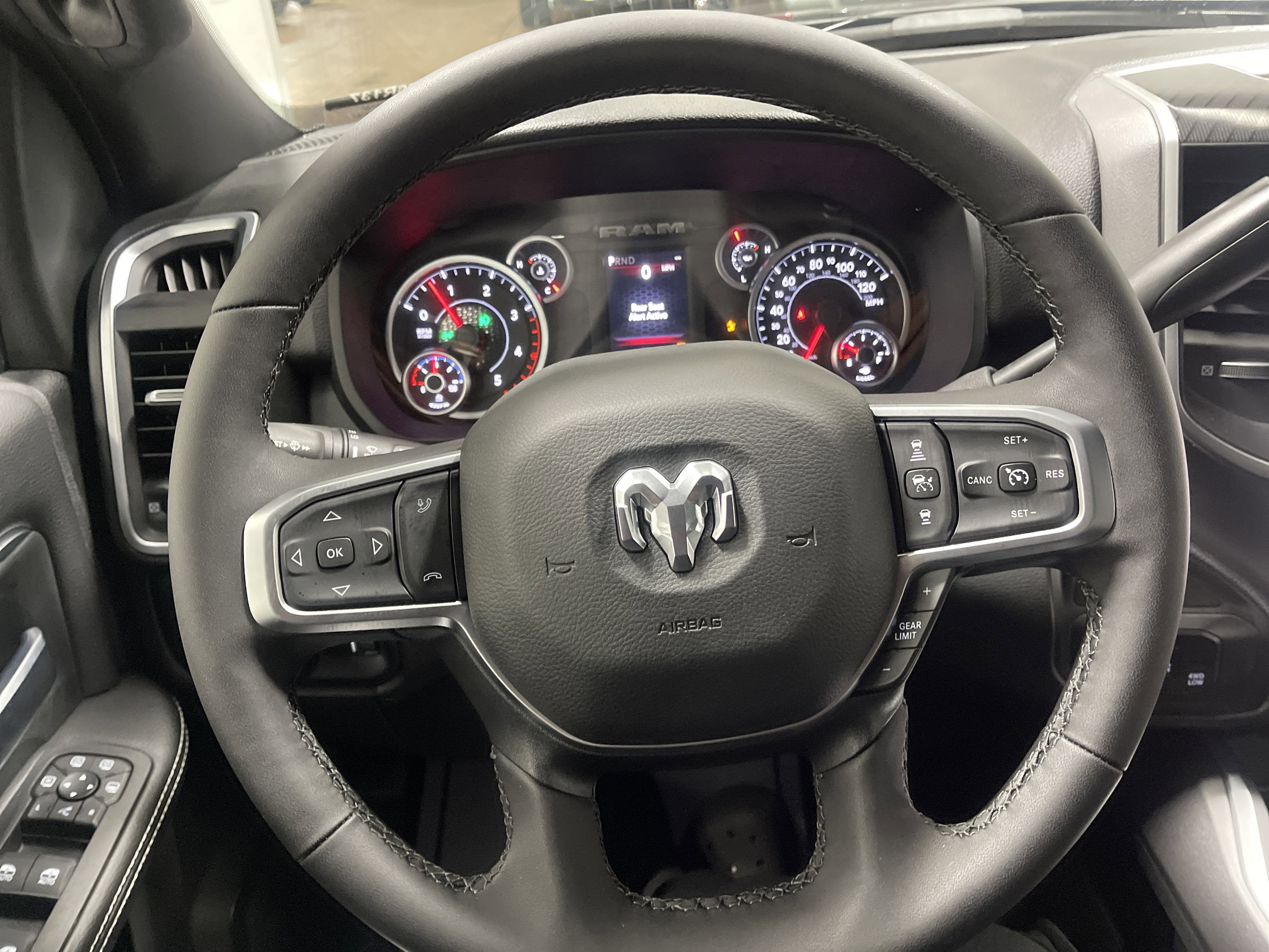 2026 RAM Ram 3500 RAM 3500 BIG HORN CREW CAB 4X4 8' BOX