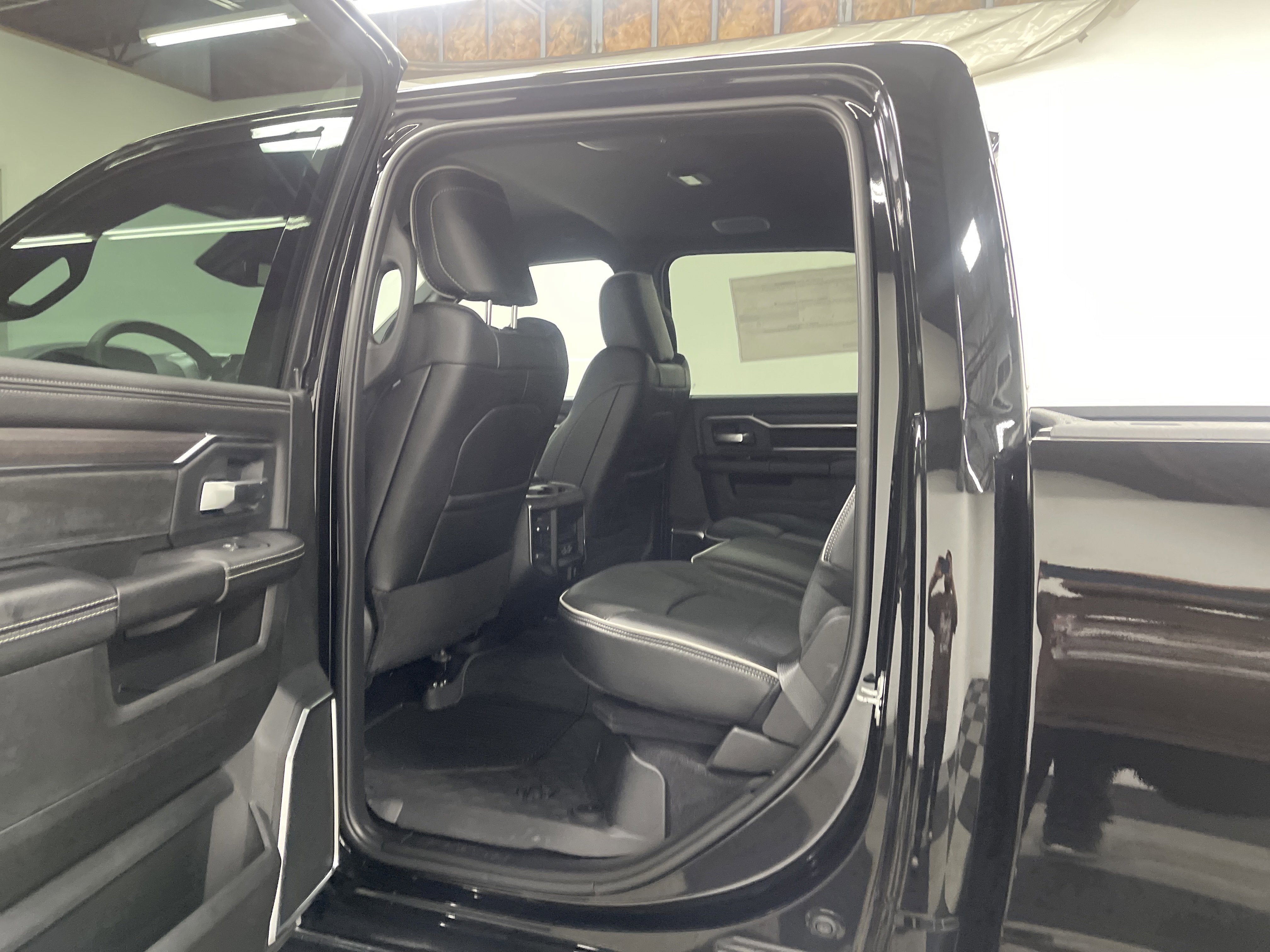 2026 RAM Ram 3500 RAM 3500 LARAMIE CREW CAB 4X4 8' BOX