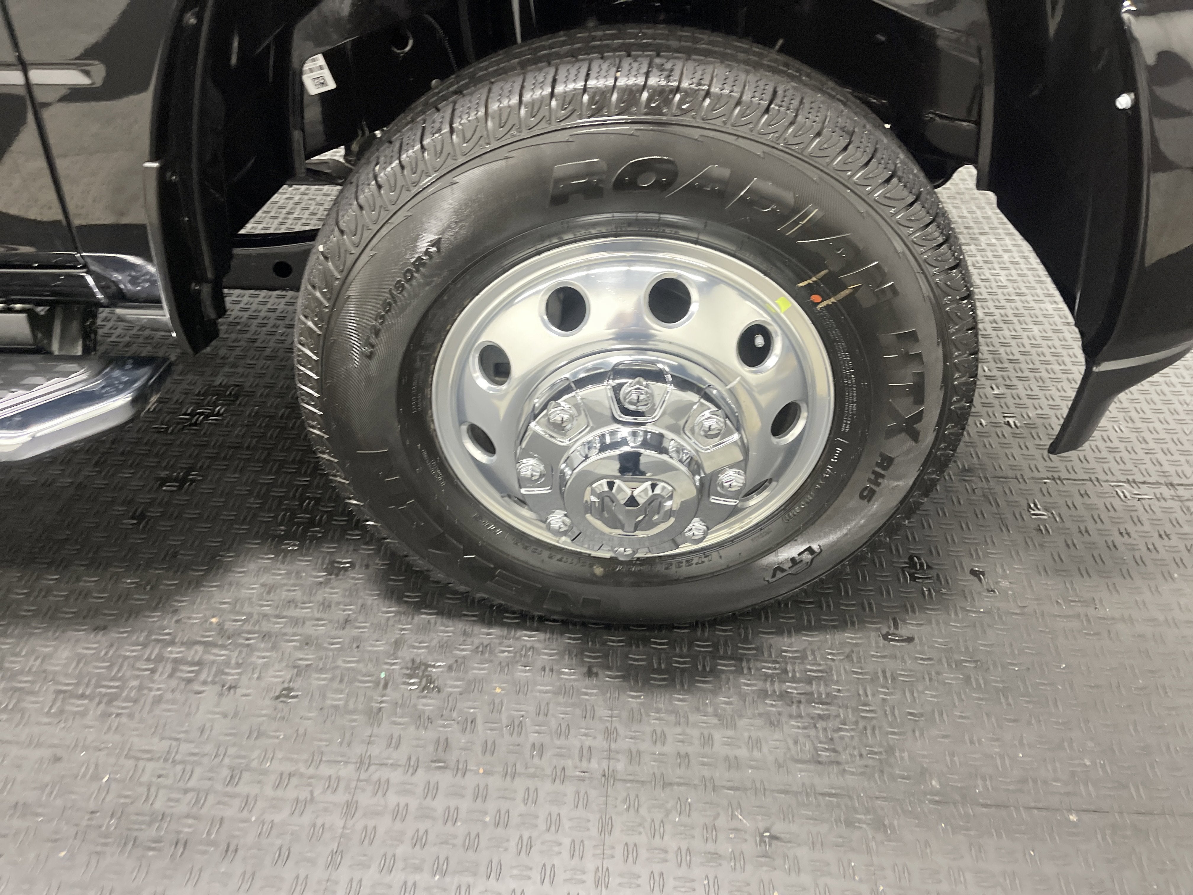 2026 RAM Ram 3500 RAM 3500 LARAMIE CREW CAB 4X4 8' BOX