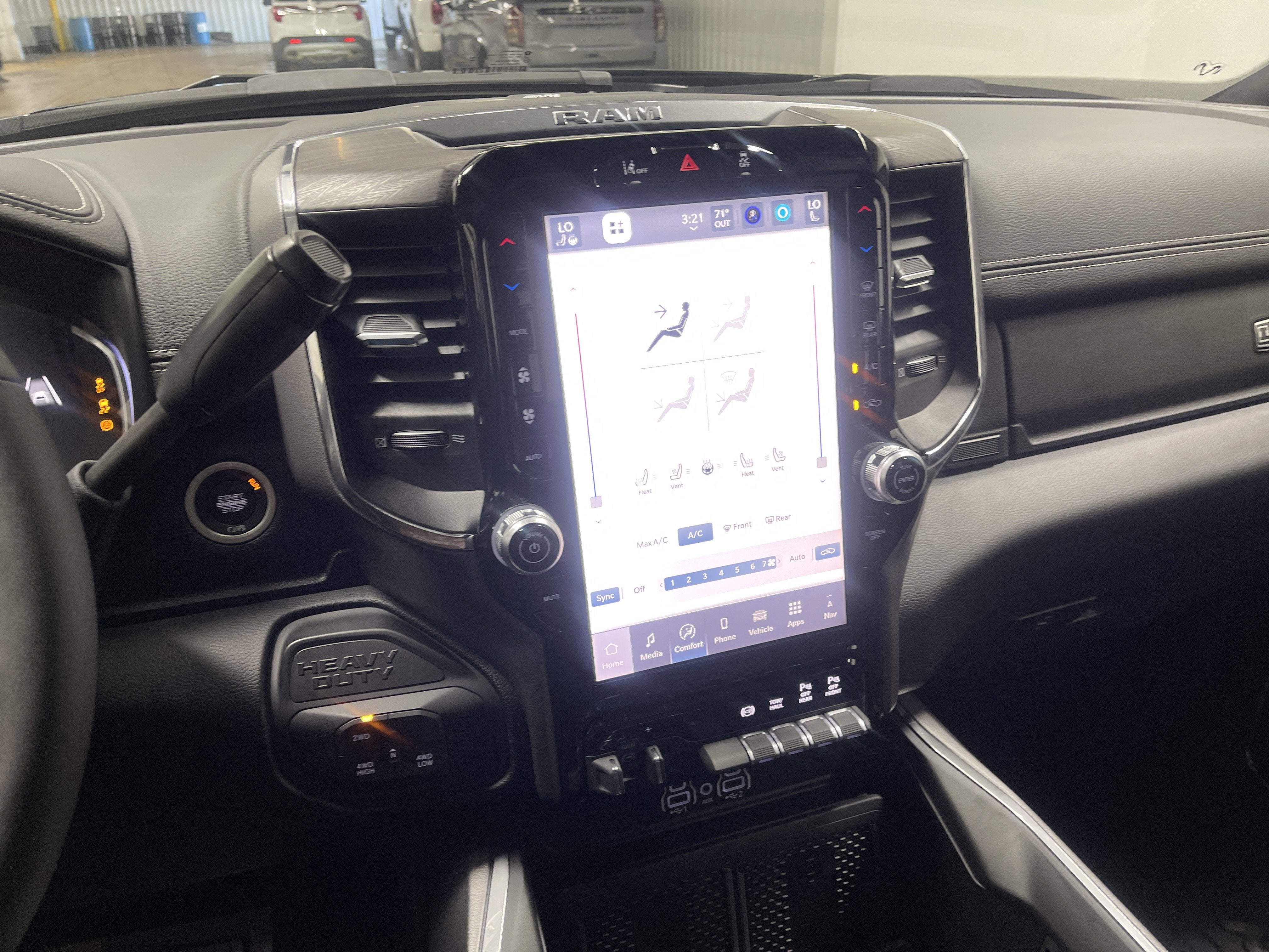 2026 RAM Ram 3500 RAM 3500 LARAMIE CREW CAB 4X4 8' BOX