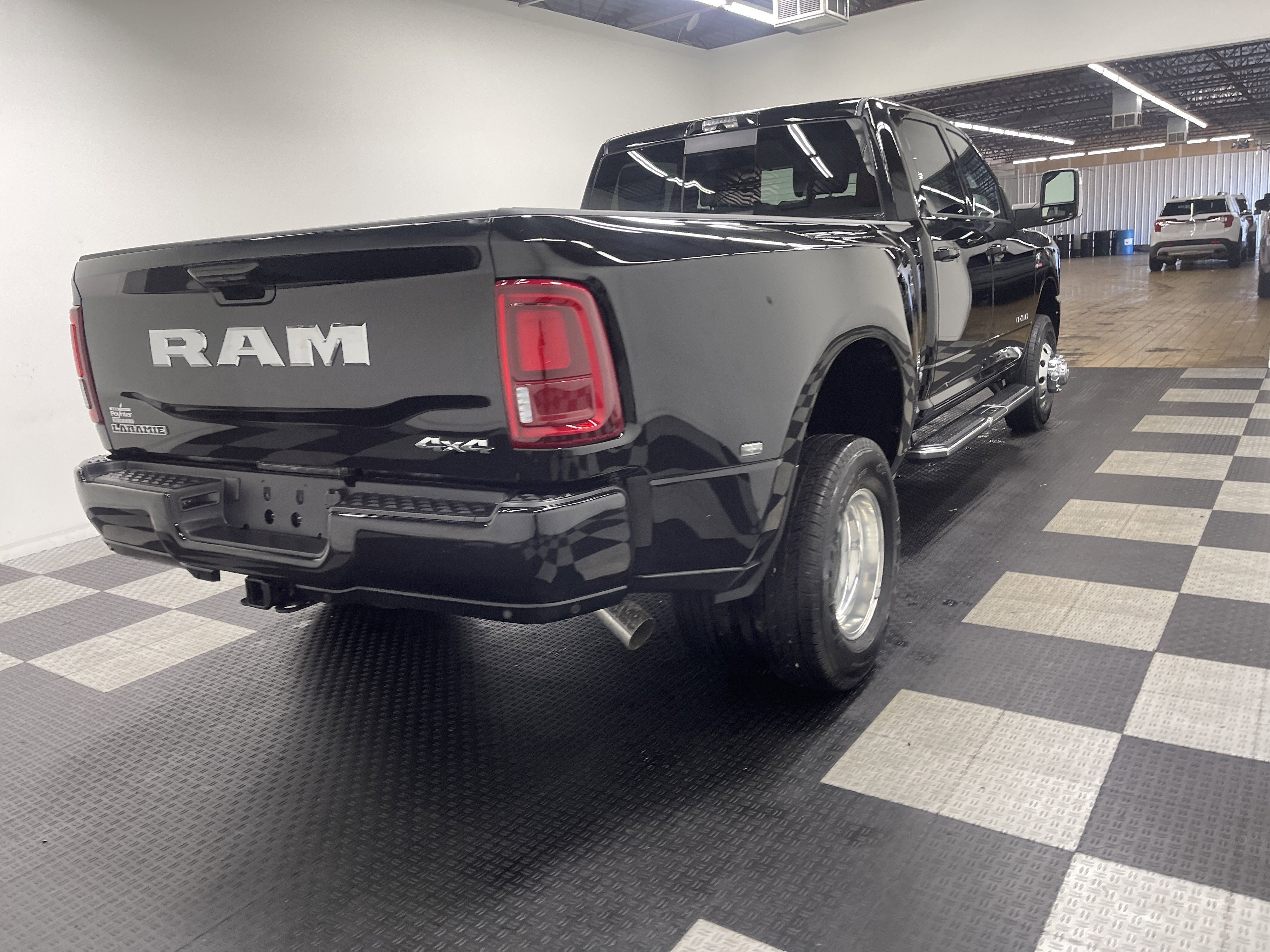 2026 RAM Ram 3500 RAM 3500 LARAMIE CREW CAB 4X4 8' BOX
