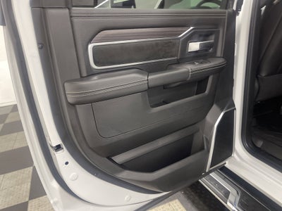 2026 RAM Ram 3500 RAM 3500 LARAMIE CREW CAB 4X4 8' BOX