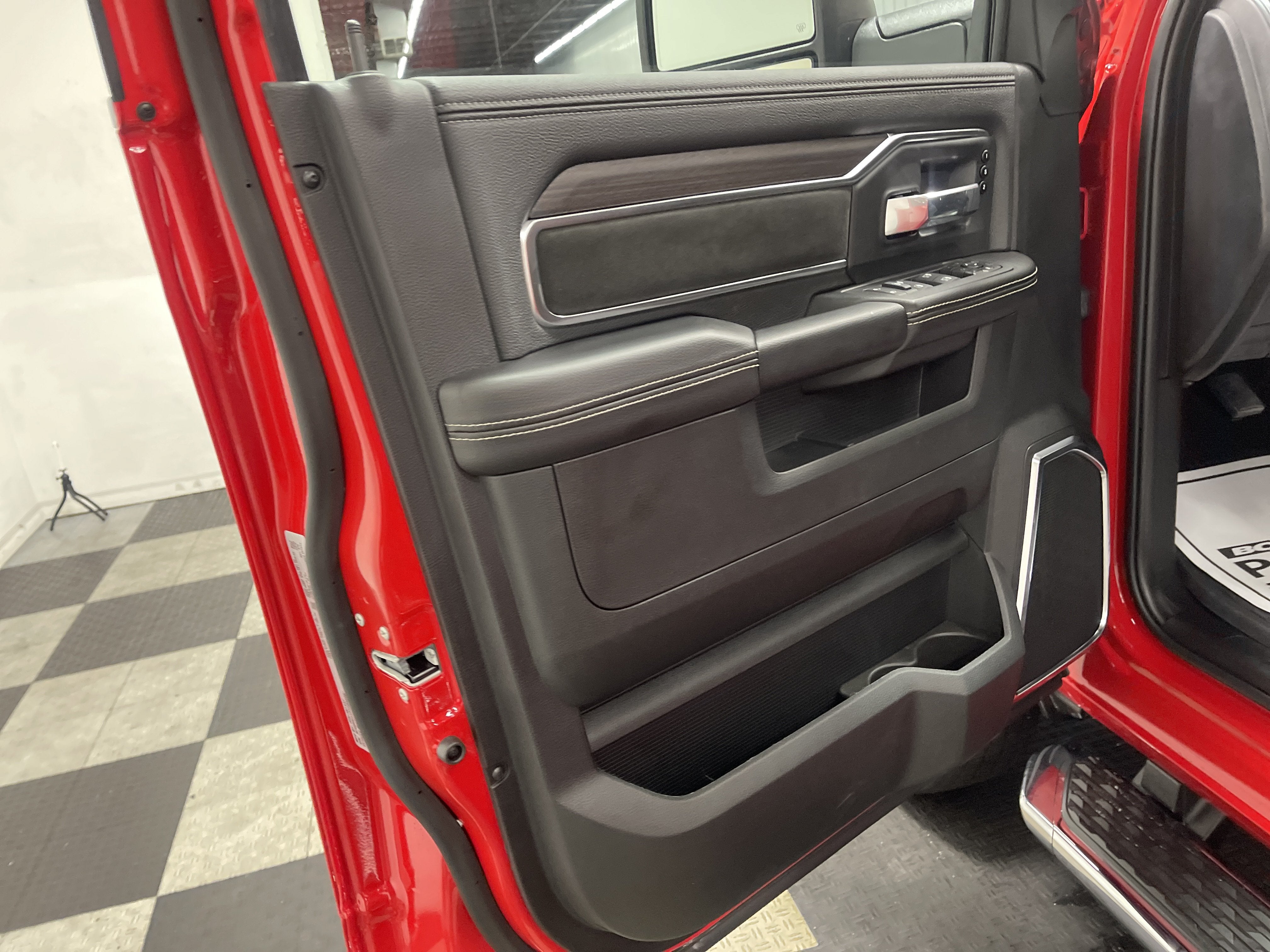 2026 RAM Ram 3500 RAM 3500 LARAMIE CREW CAB 4X4 8' BOX