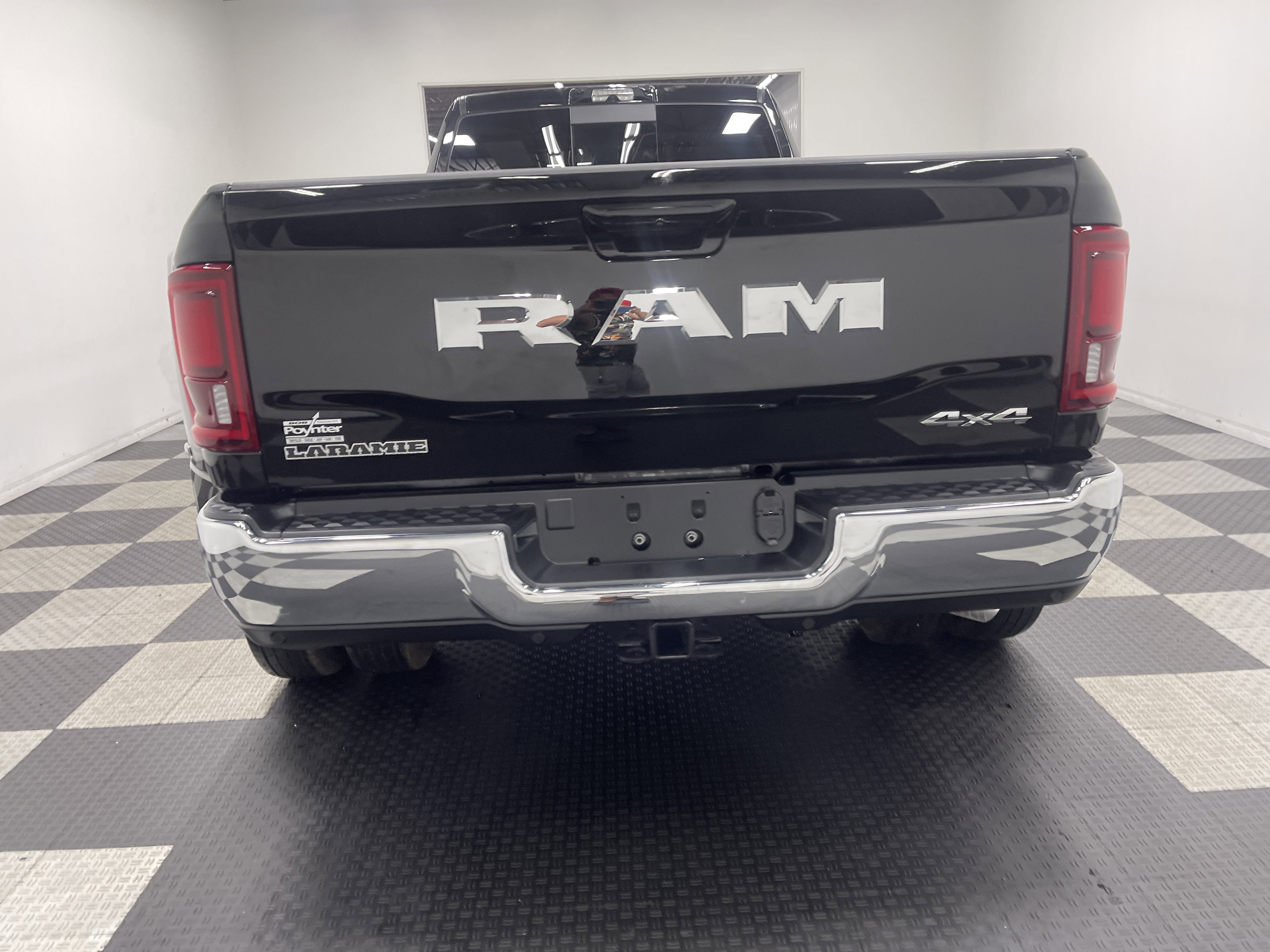 2026 RAM Ram 3500 RAM 3500 LARAMIE CREW CAB 4X4 8' BOX