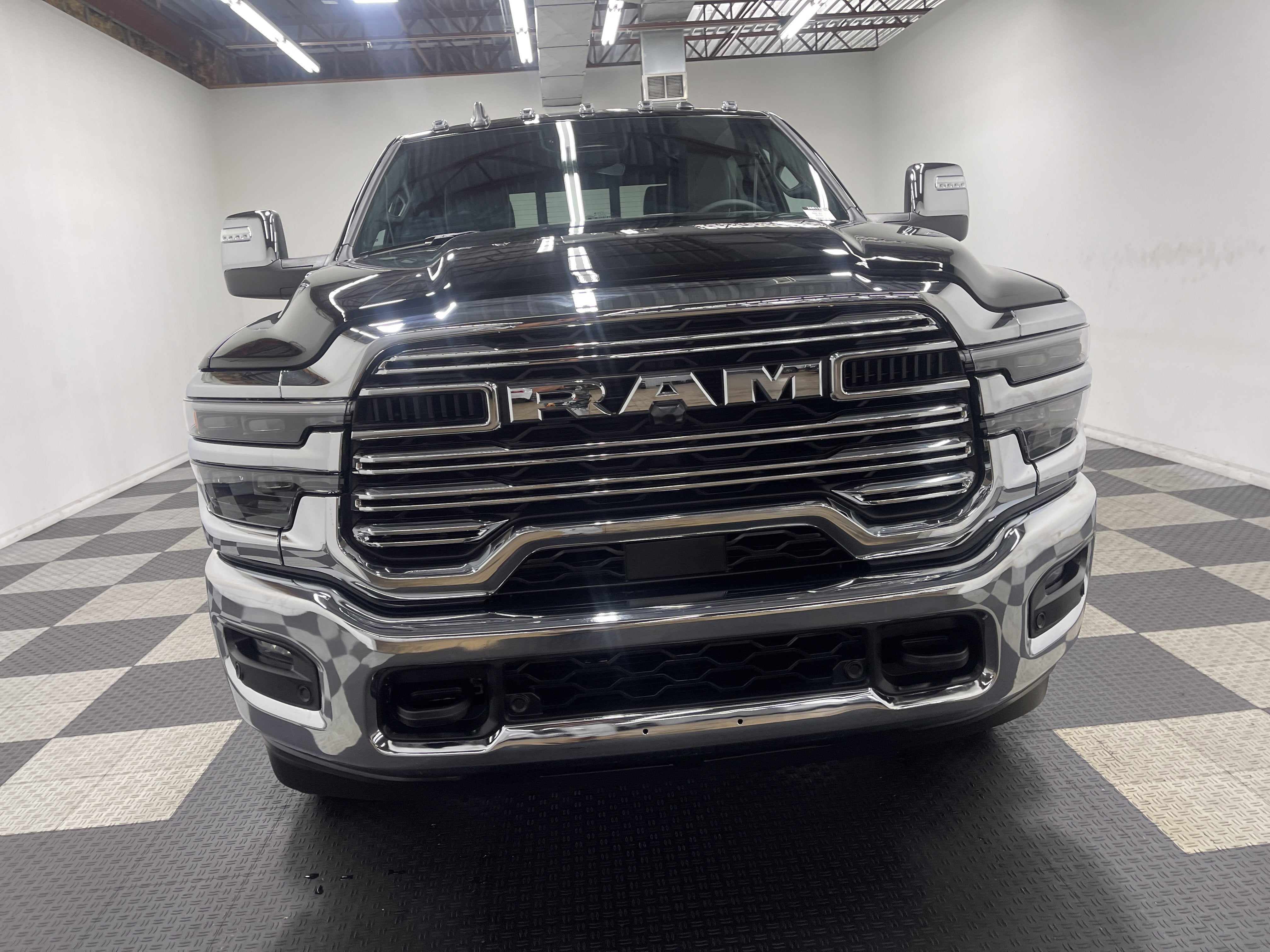 2026 RAM Ram 3500 RAM 3500 LARAMIE CREW CAB 4X4 8' BOX