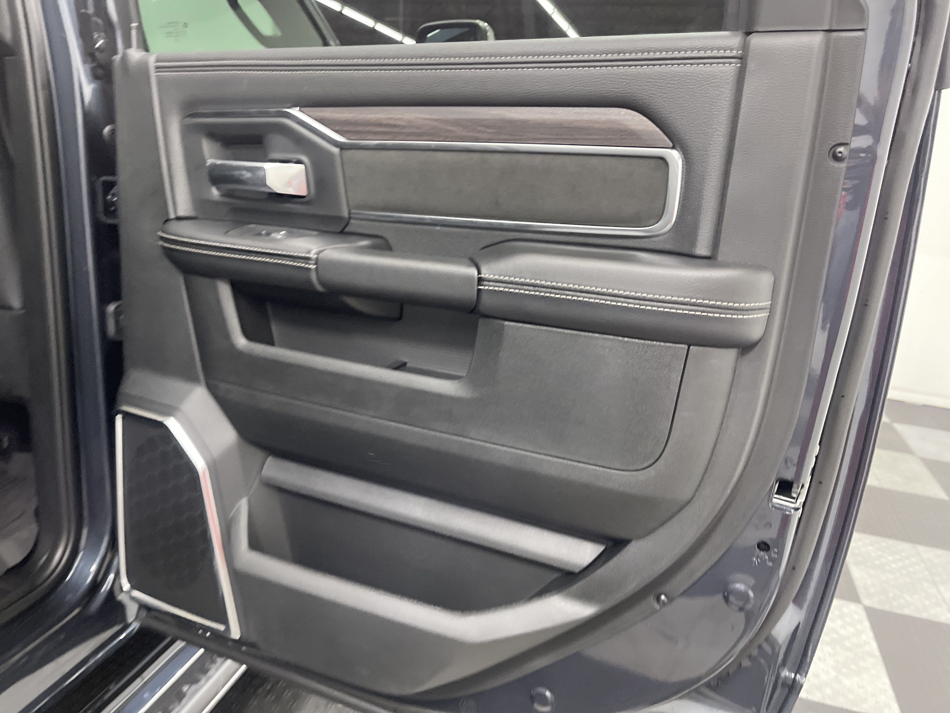 2026 RAM Ram 3500 RAM 3500 LARAMIE CREW CAB 4X4 8' BOX