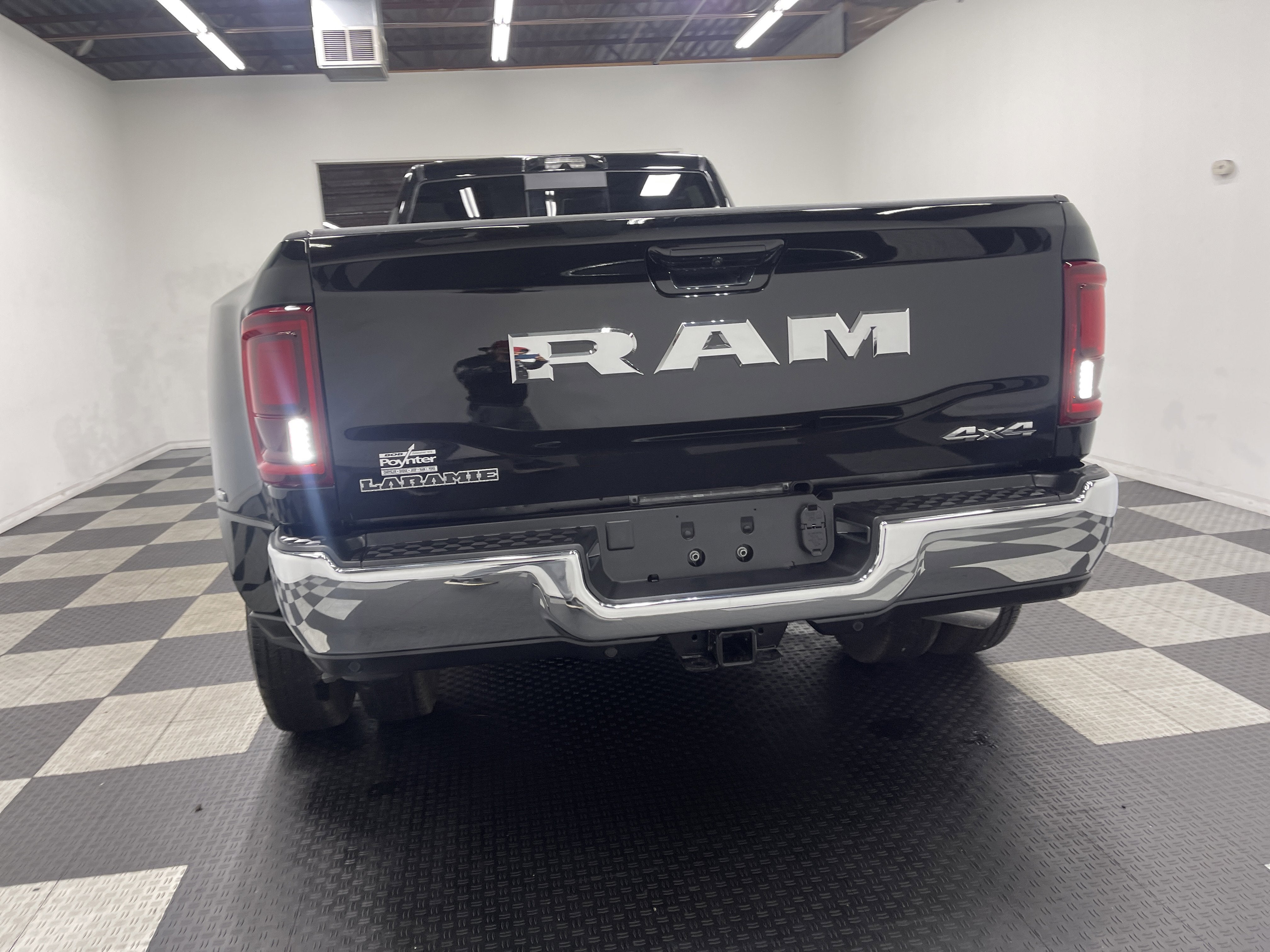 2026 RAM Ram 3500 RAM 3500 LARAMIE CREW CAB 4X4 8' BOX