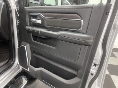 2026 RAM Ram 3500 RAM 3500 LARAMIE CREW CAB 4X4 8' BOX