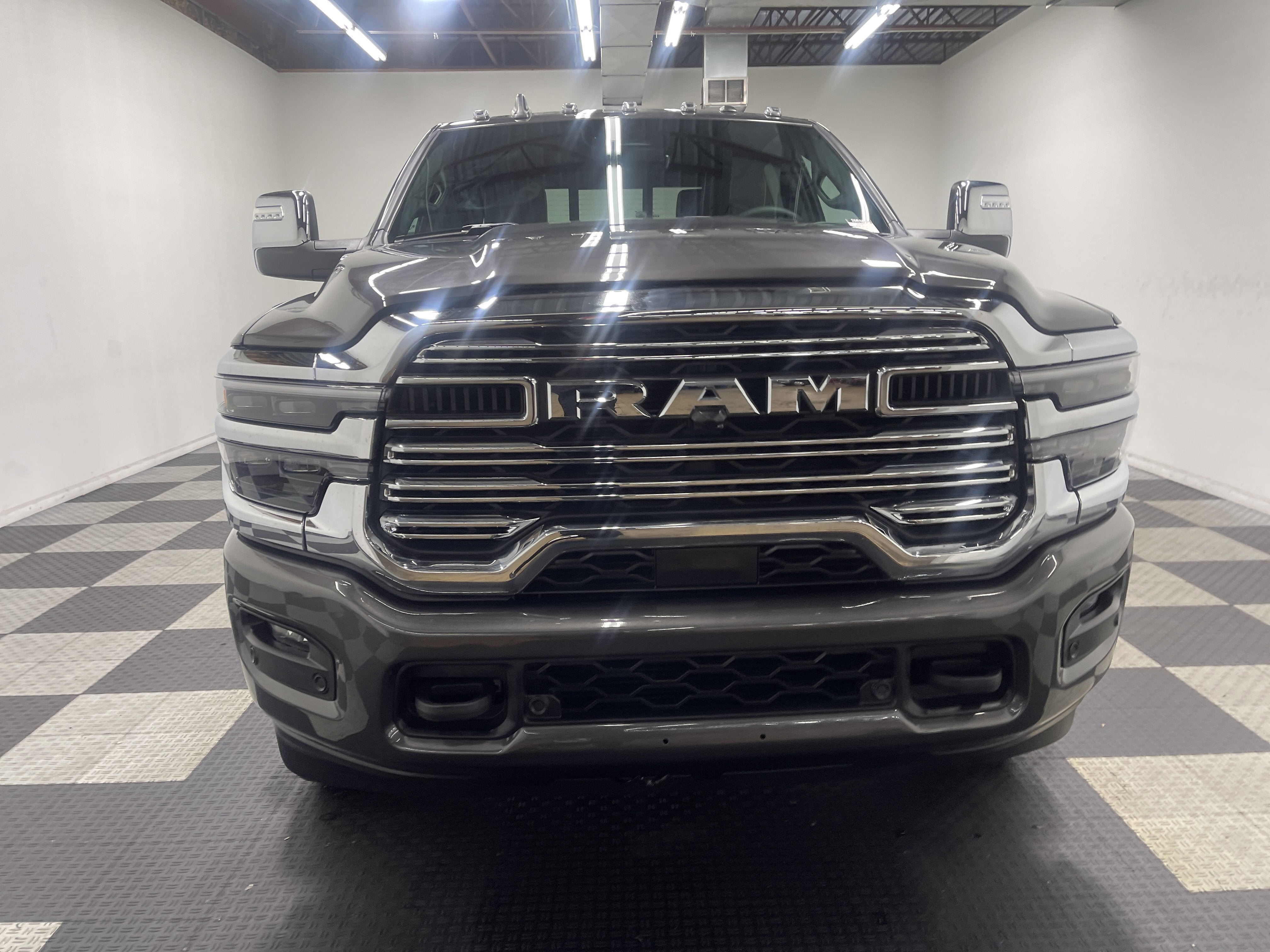 2026 RAM Ram 3500 RAM 3500 LARAMIE CREW CAB 4X4 8' BOX