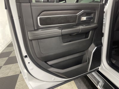 2025 RAM Ram 3500 RAM 3500 LARAMIE CREW CAB 4X4 8' BOX