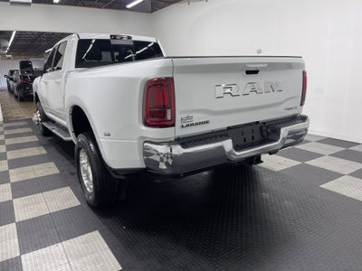 2025 RAM Ram 3500 RAM 3500 LARAMIE CREW CAB 4X4 8' BOX