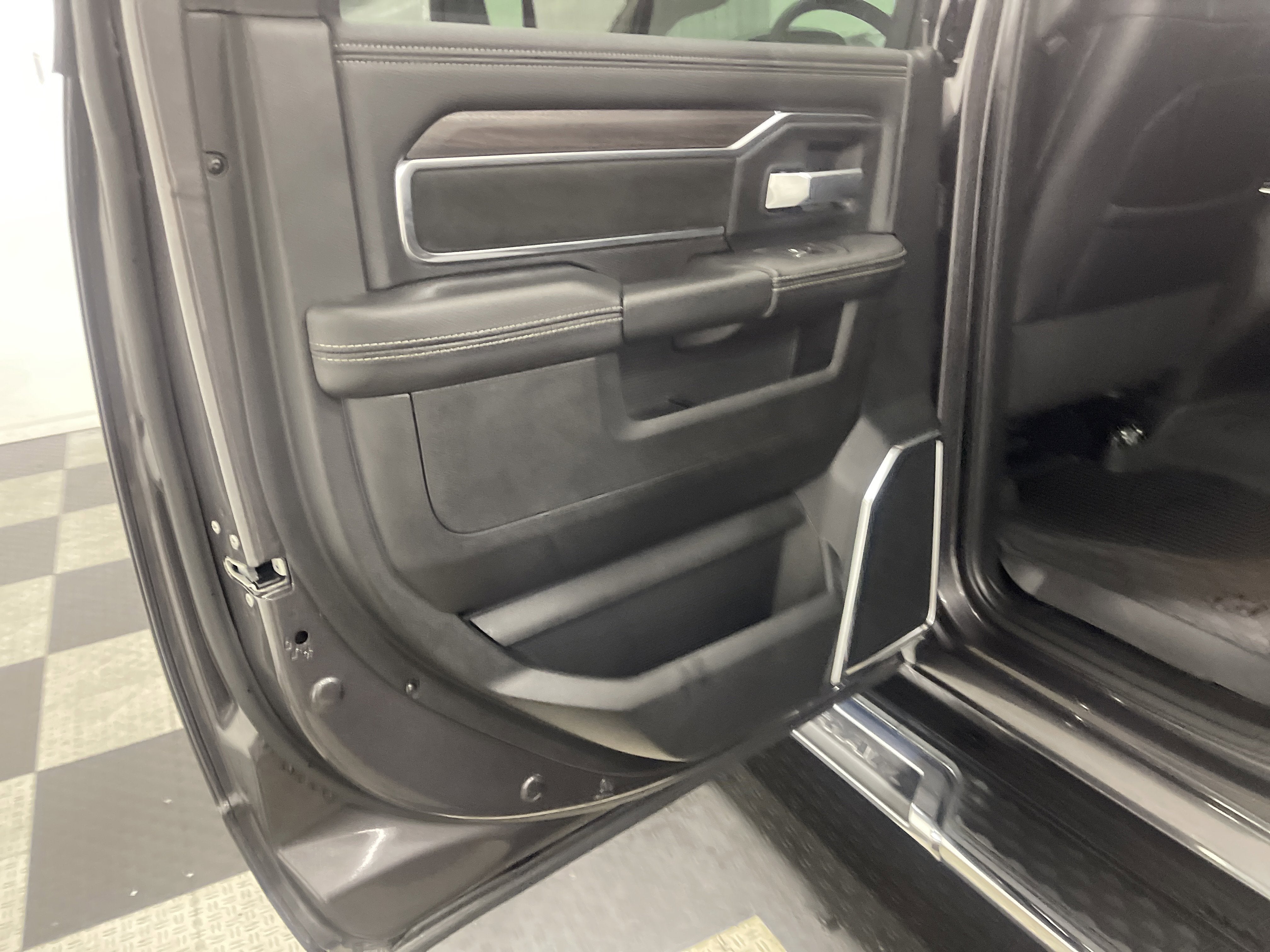 2026 RAM Ram 3500 RAM 3500 LARAMIE CREW CAB 4X4 8' BOX