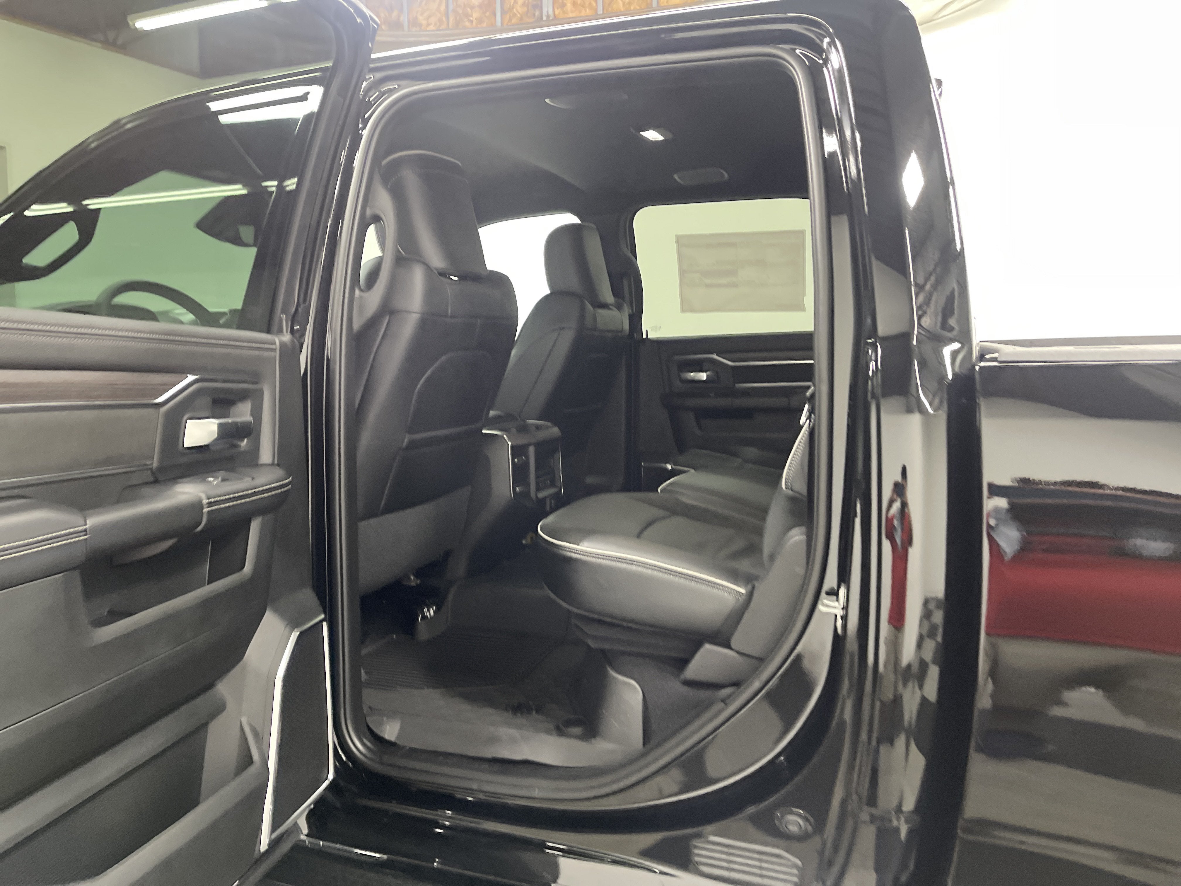 2026 RAM Ram 3500 RAM 3500 LARAMIE CREW CAB 4X4 8' BOX