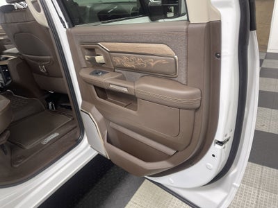 2025 RAM Ram 3500 RAM 3500 LIMITED LONGHORN CREW CAB 4X4 8' BOX