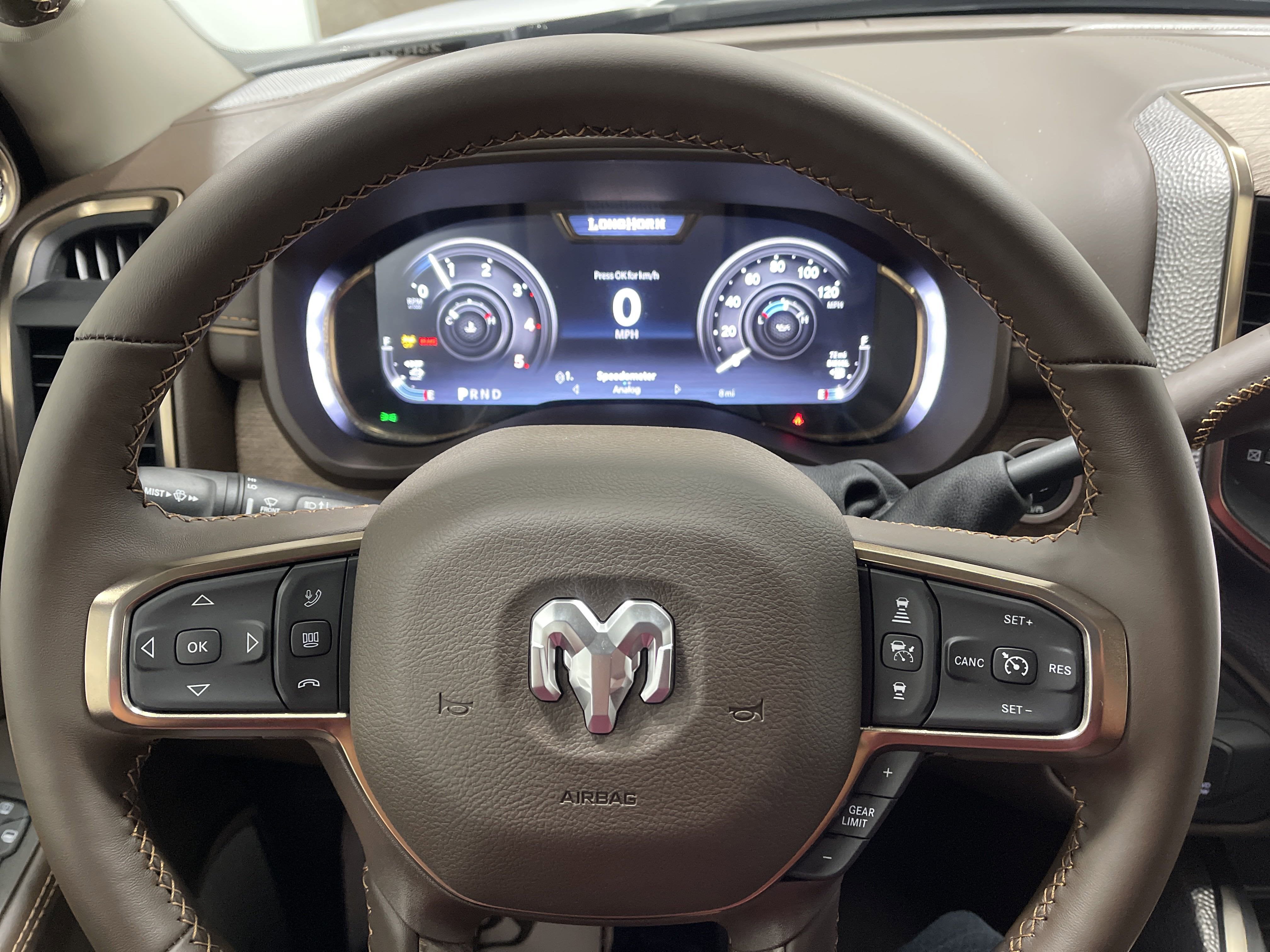 2025 RAM Ram 3500 RAM 3500 LIMITED LONGHORN CREW CAB 4X4 8' BOX