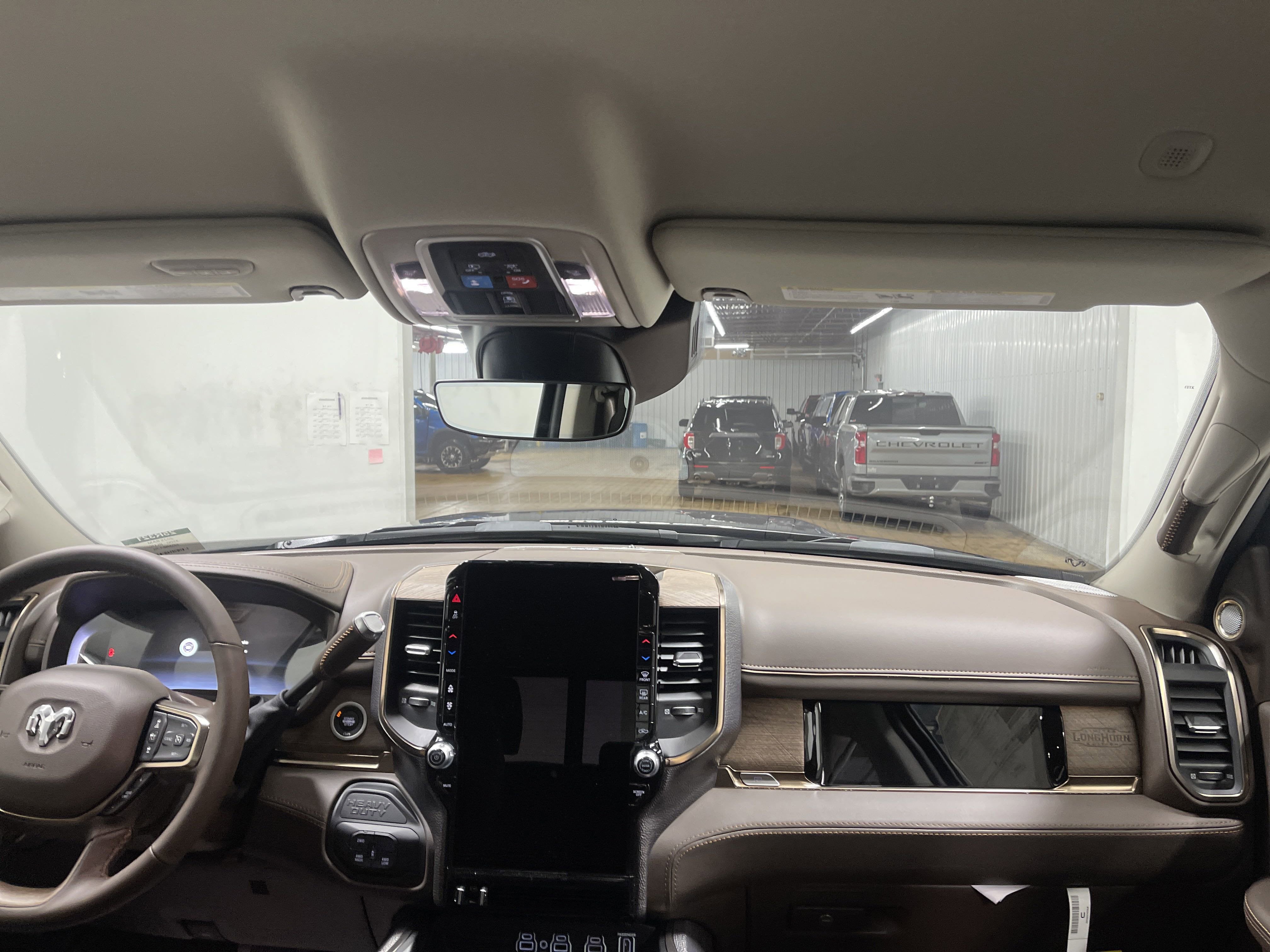 2025 RAM Ram 3500 RAM 3500 LIMITED LONGHORN CREW CAB 4X4 8' BOX