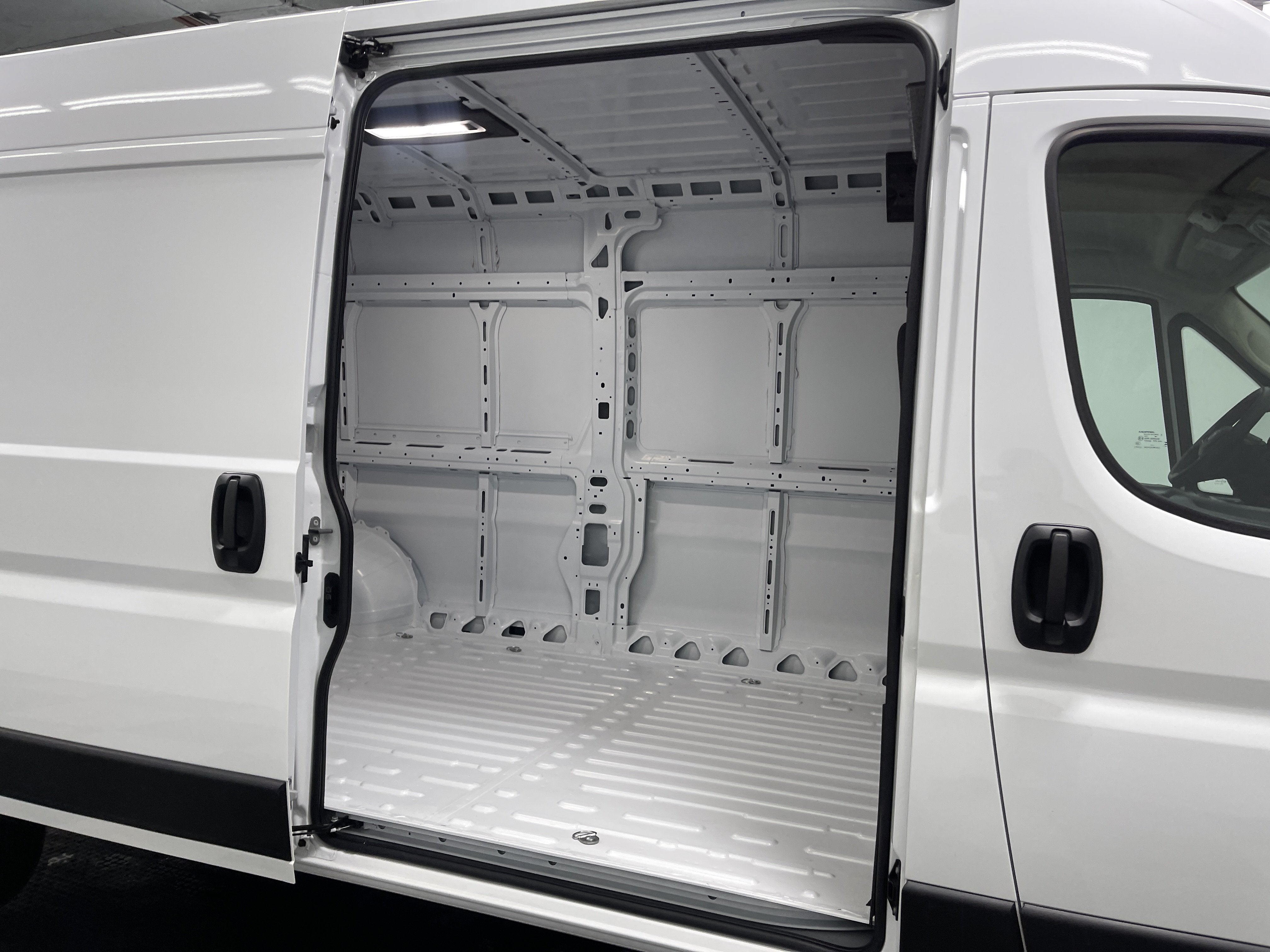2026 RAM Ram ProMaster RAM PROMASTER 3500 SLT CARGO VAN HIGH ROOF 159' WB