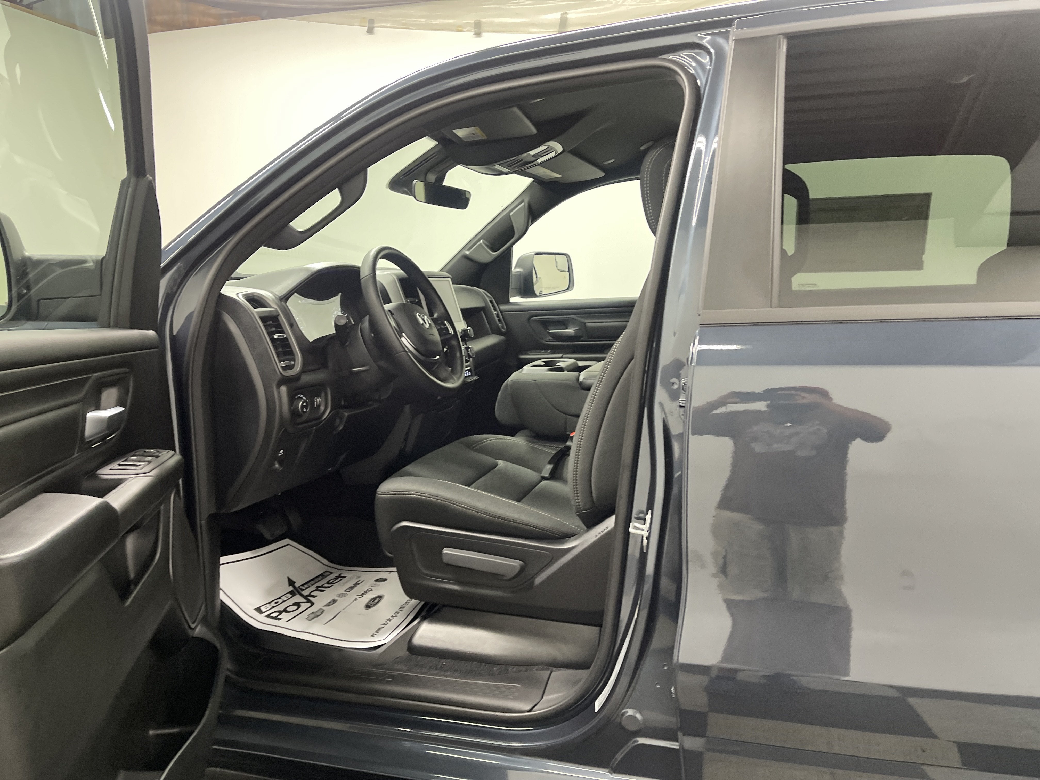 2026 RAM Ram 1500 RAM 1500 WARLOCK CREW CAB 4X4 5'7' BOX