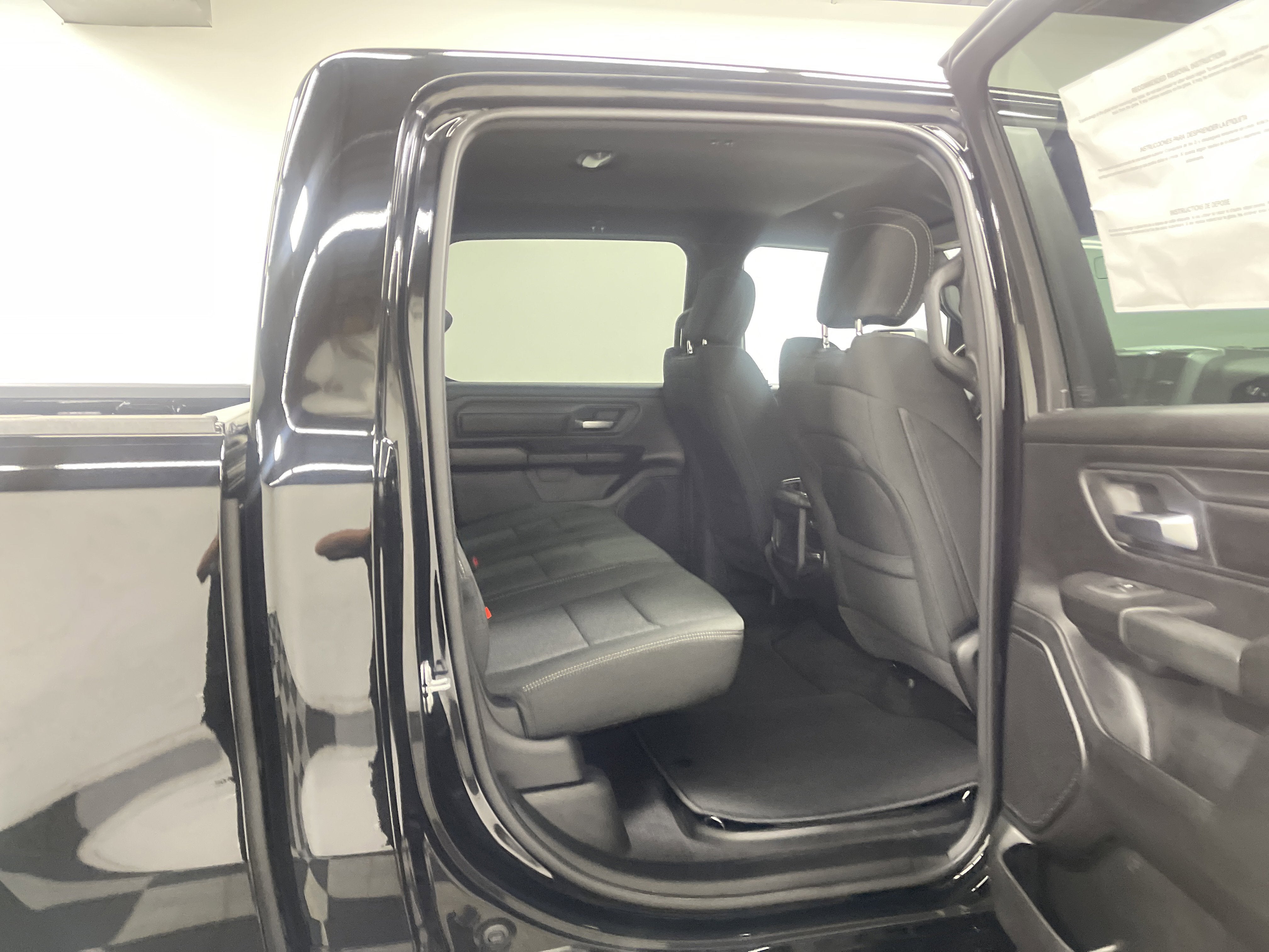 2026 RAM Ram 1500 RAM 1500 EXPRESS CREW CAB 4X4 5'7' BOX