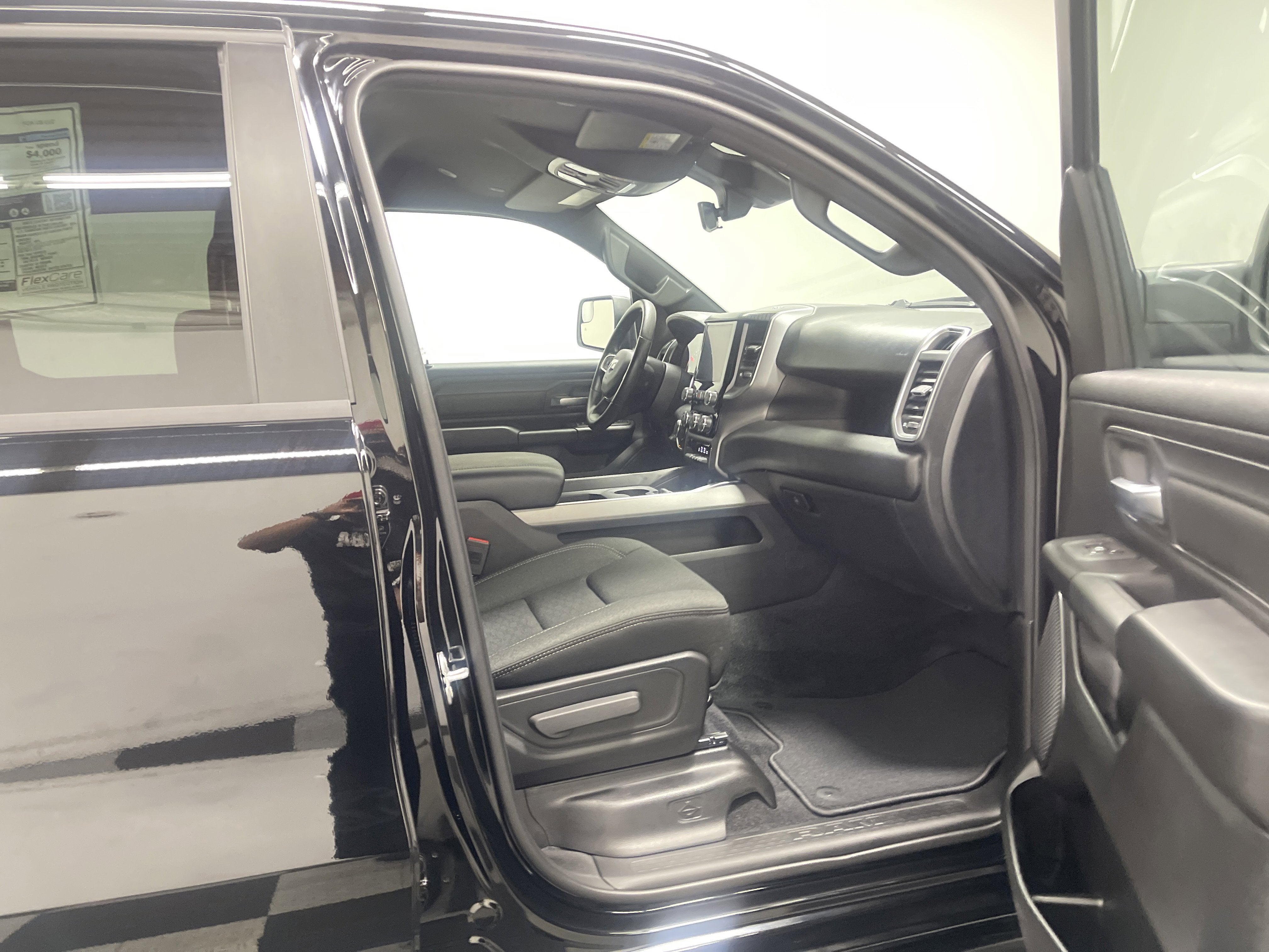 2026 RAM Ram 1500 RAM 1500 EXPRESS CREW CAB 4X4 5'7' BOX