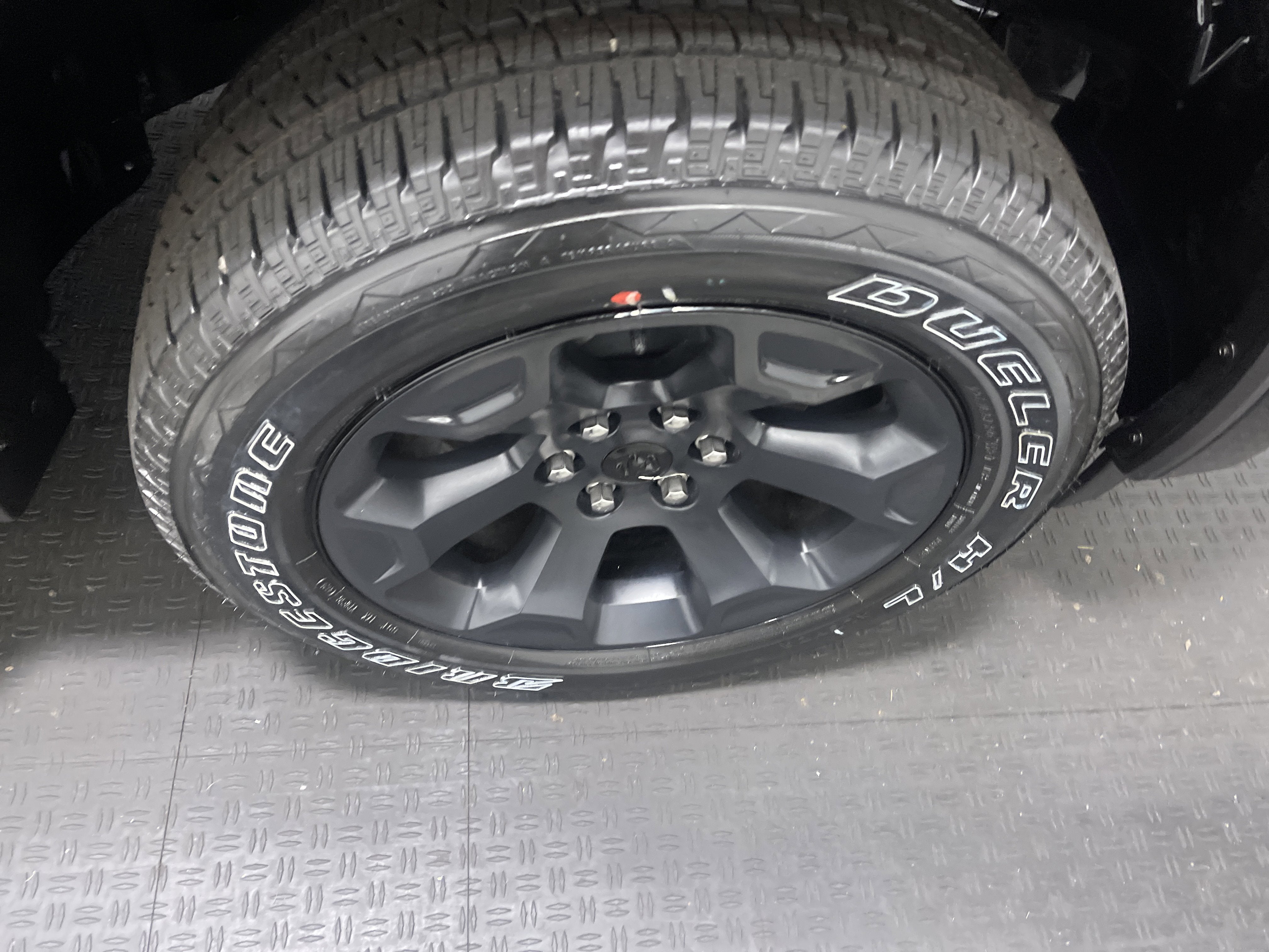 2026 RAM Ram 1500 RAM 1500 EXPRESS CREW CAB 4X4 5'7' BOX