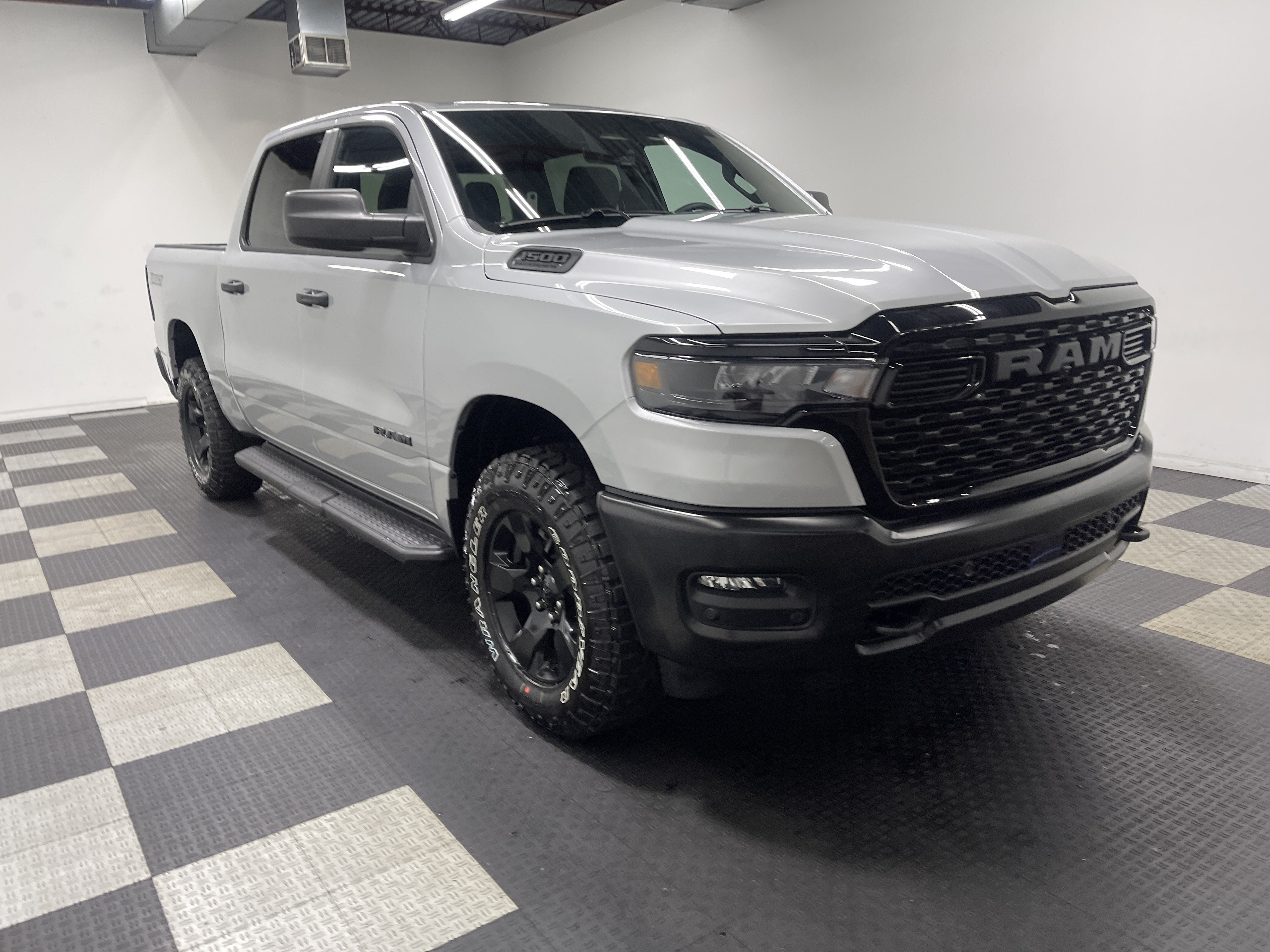 2026 RAM Ram 1500 RAM 1500 WARLOCK CREW CAB 4X4 5'7' BOX