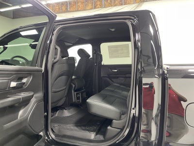 2026 RAM 1500 RAM 1500 WARLOCK CREW CAB 4X4 5'7' BOX