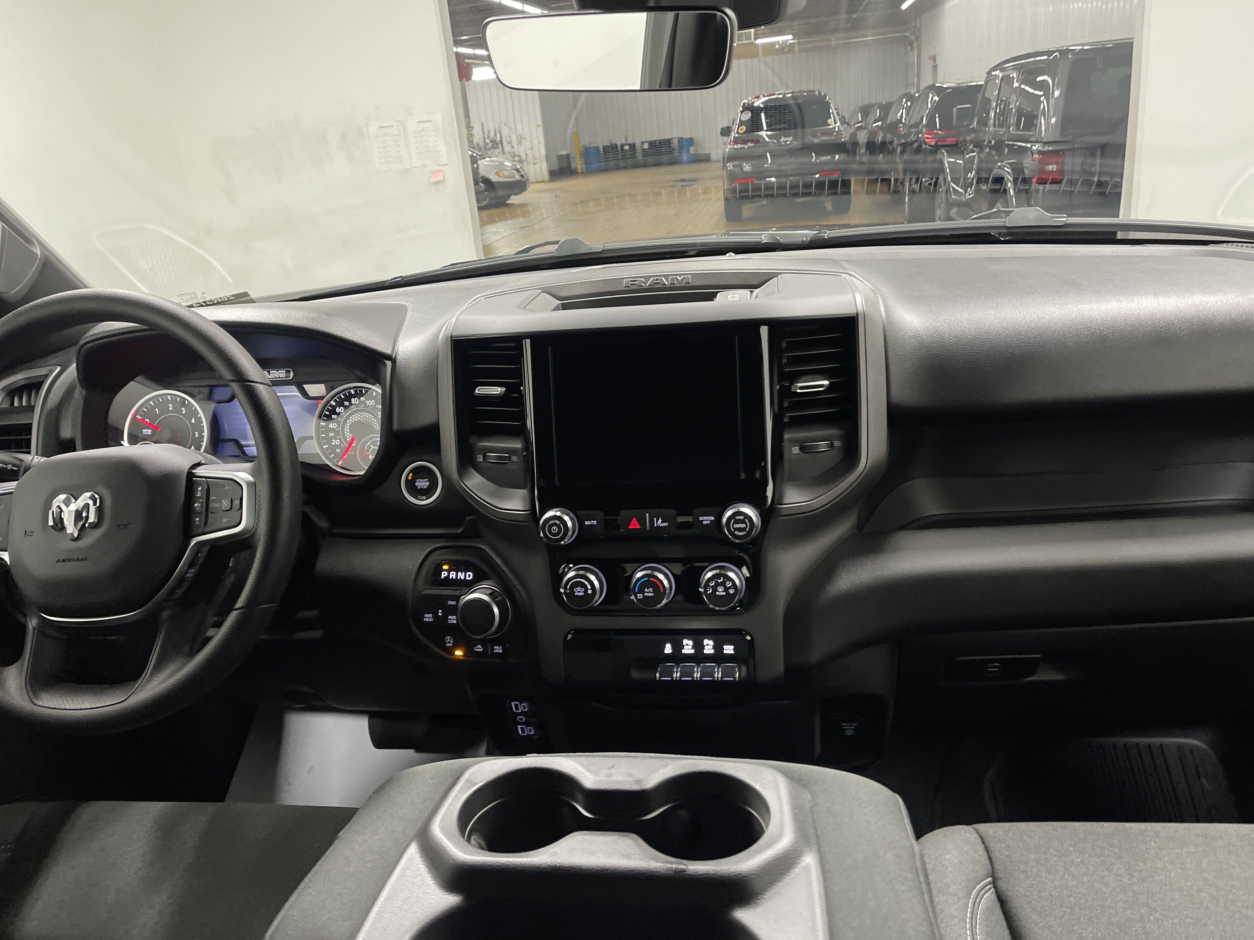 2026 RAM 1500 RAM 1500 WARLOCK CREW CAB 4X4 5'7' BOX