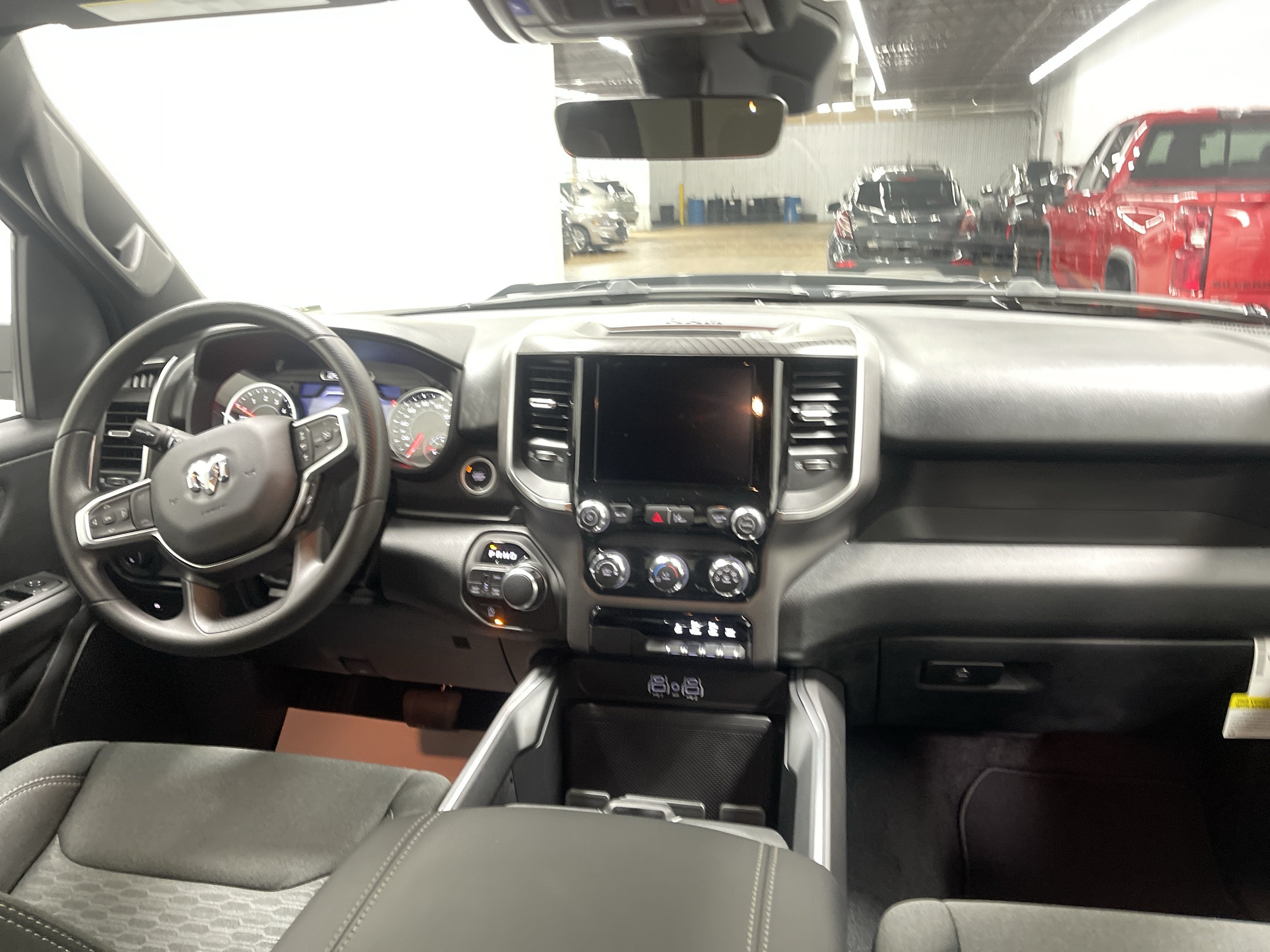 2026 RAM 1500 RAM 1500 EXPRESS CREW CAB 4X4 5'7' BOX