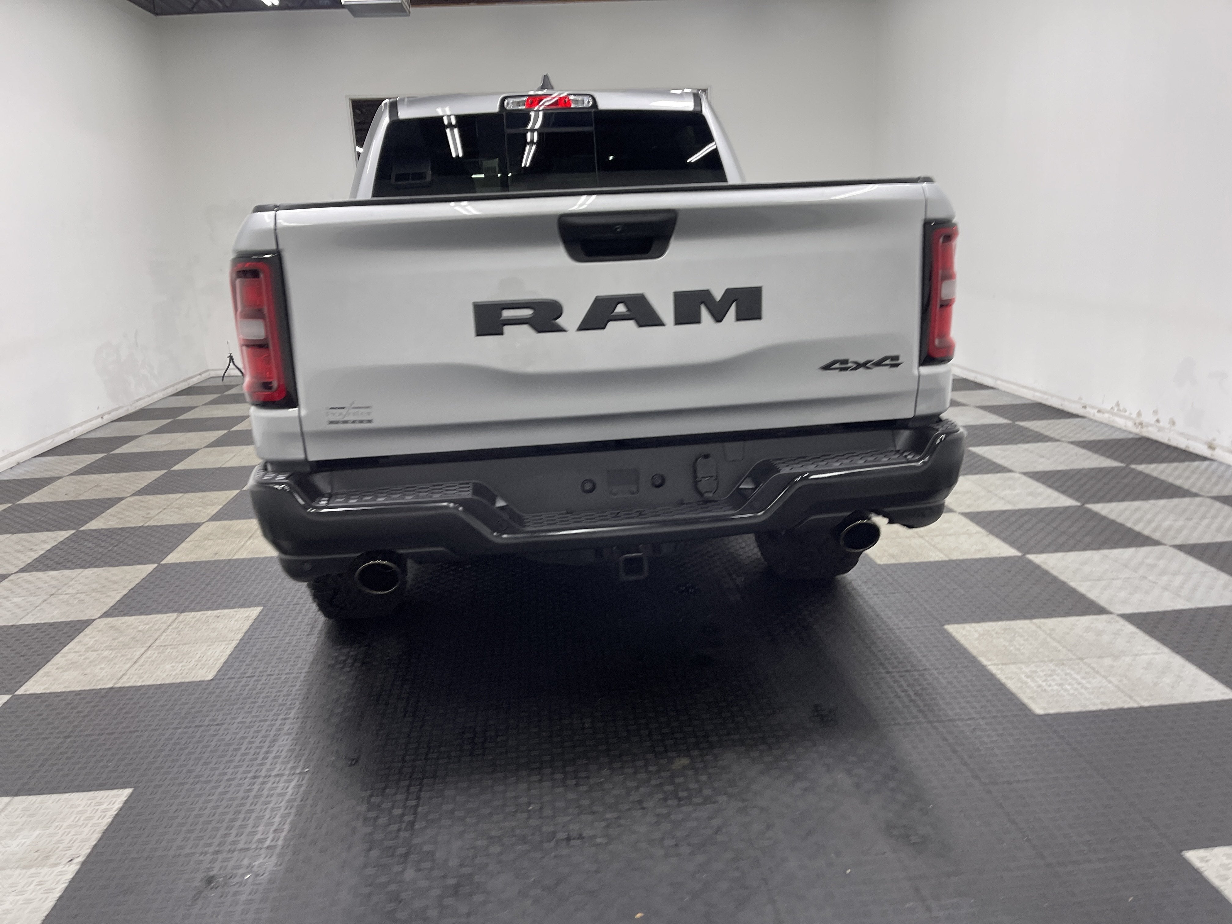 2026 RAM Ram 1500 RAM 1500 WARLOCK CREW CAB 4X4 5'7' BOX