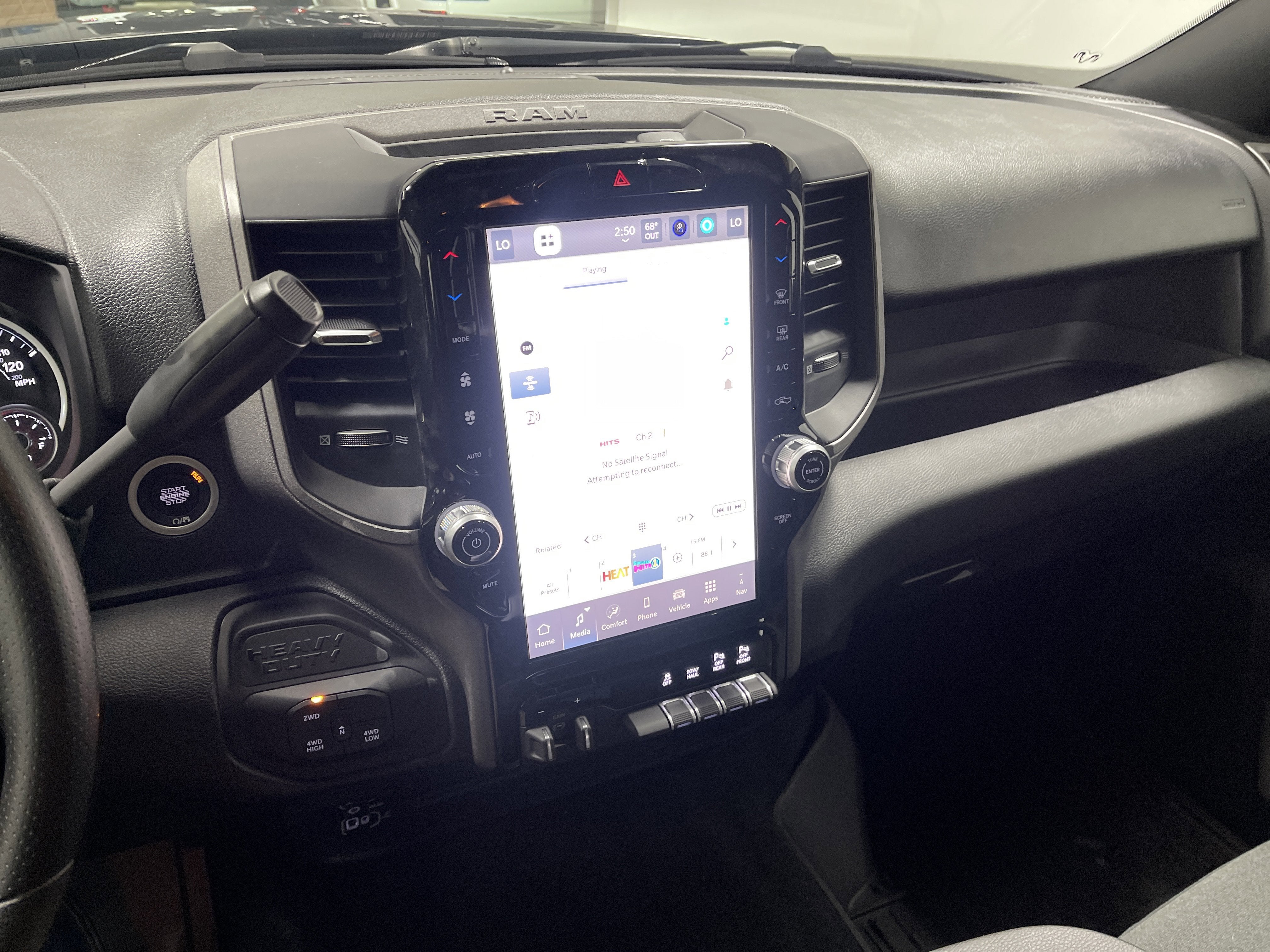2026 RAM Ram 2500 RAM 2500 TRADESMAN CREW CAB 4X4 6'4' BOX