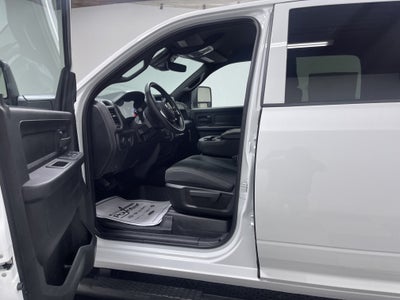 2026 RAM Ram 2500 RAM 2500 BLACK EXPRESS CREW CAB 4X4 6'4' BOX