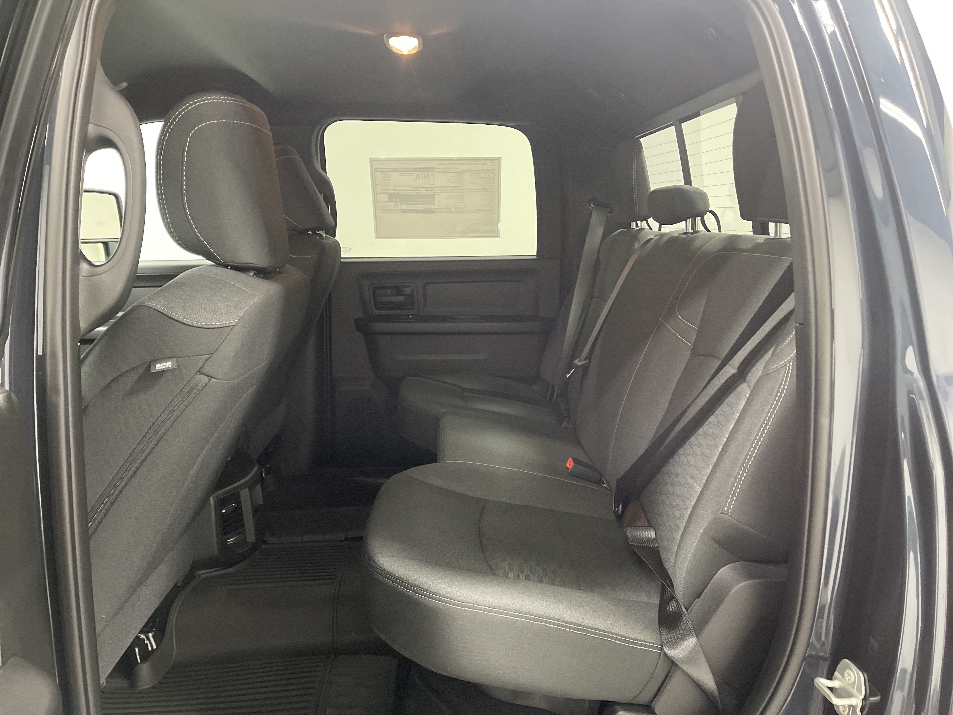 2027 RAM Ram 2500 RAM 2500 WARLOCK CREW CAB 4X4 6'4' BOX