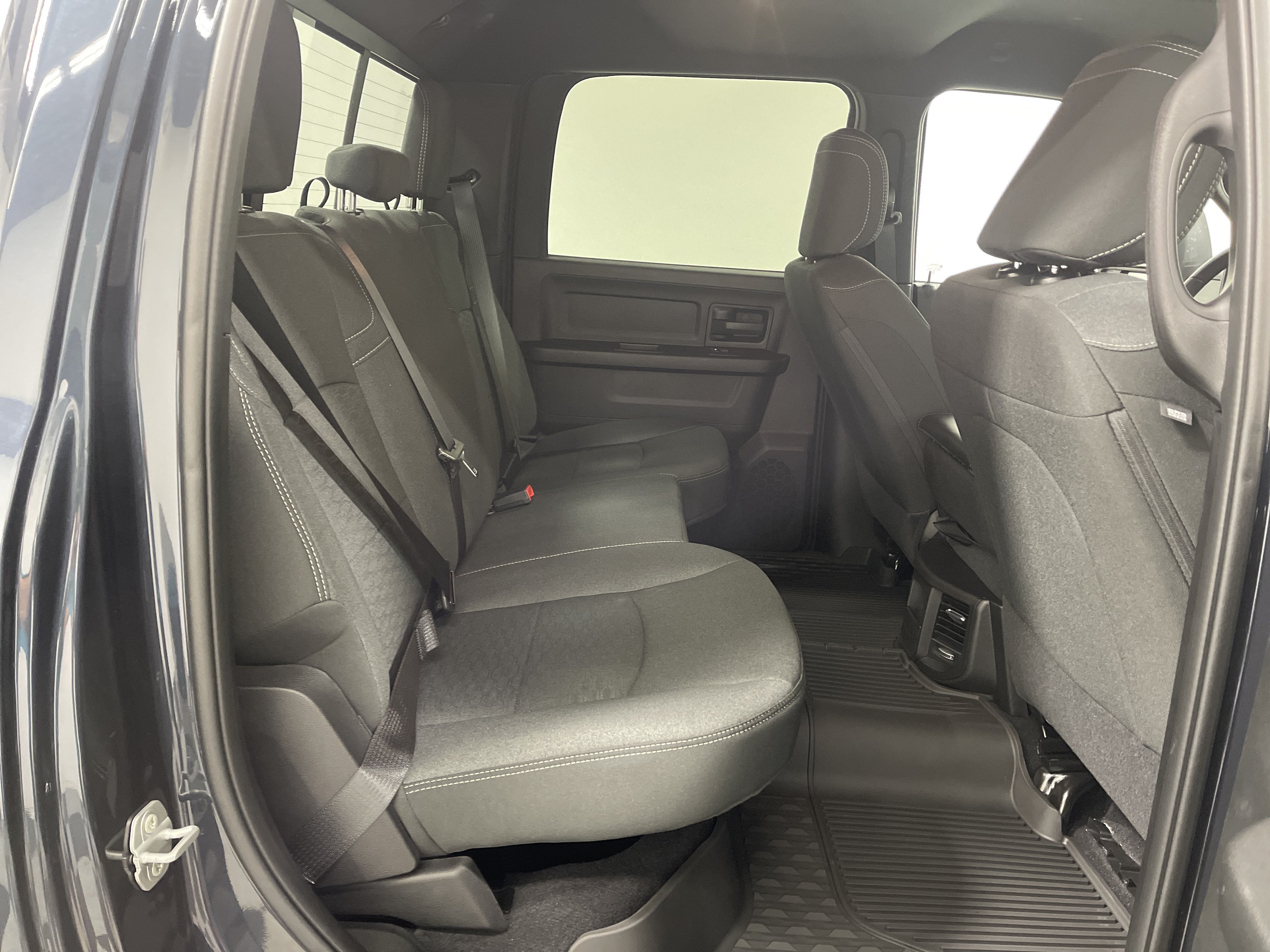 2027 RAM Ram 2500 RAM 2500 WARLOCK CREW CAB 4X4 6'4' BOX