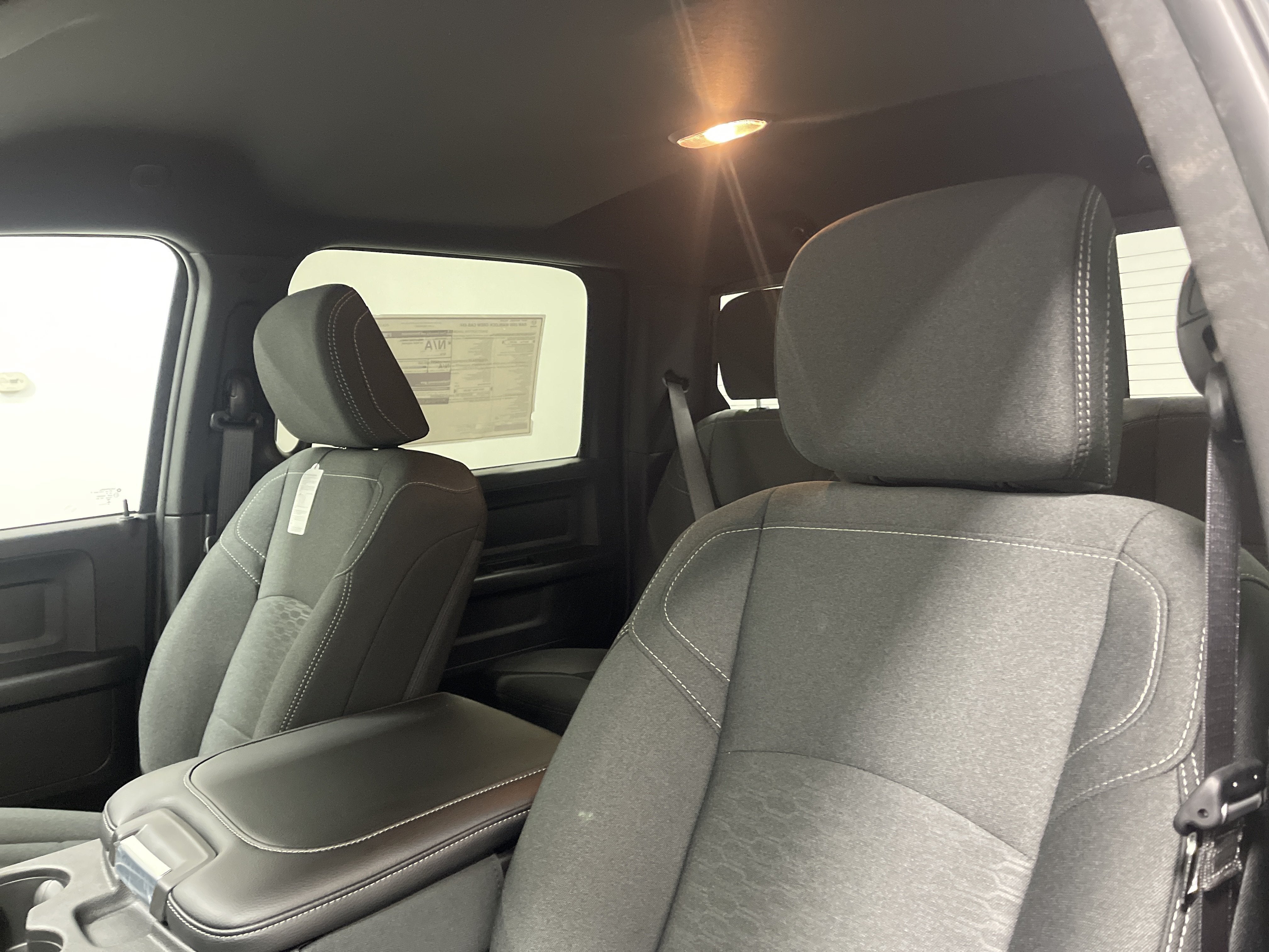 2027 RAM Ram 2500 RAM 2500 WARLOCK CREW CAB 4X4 6'4' BOX