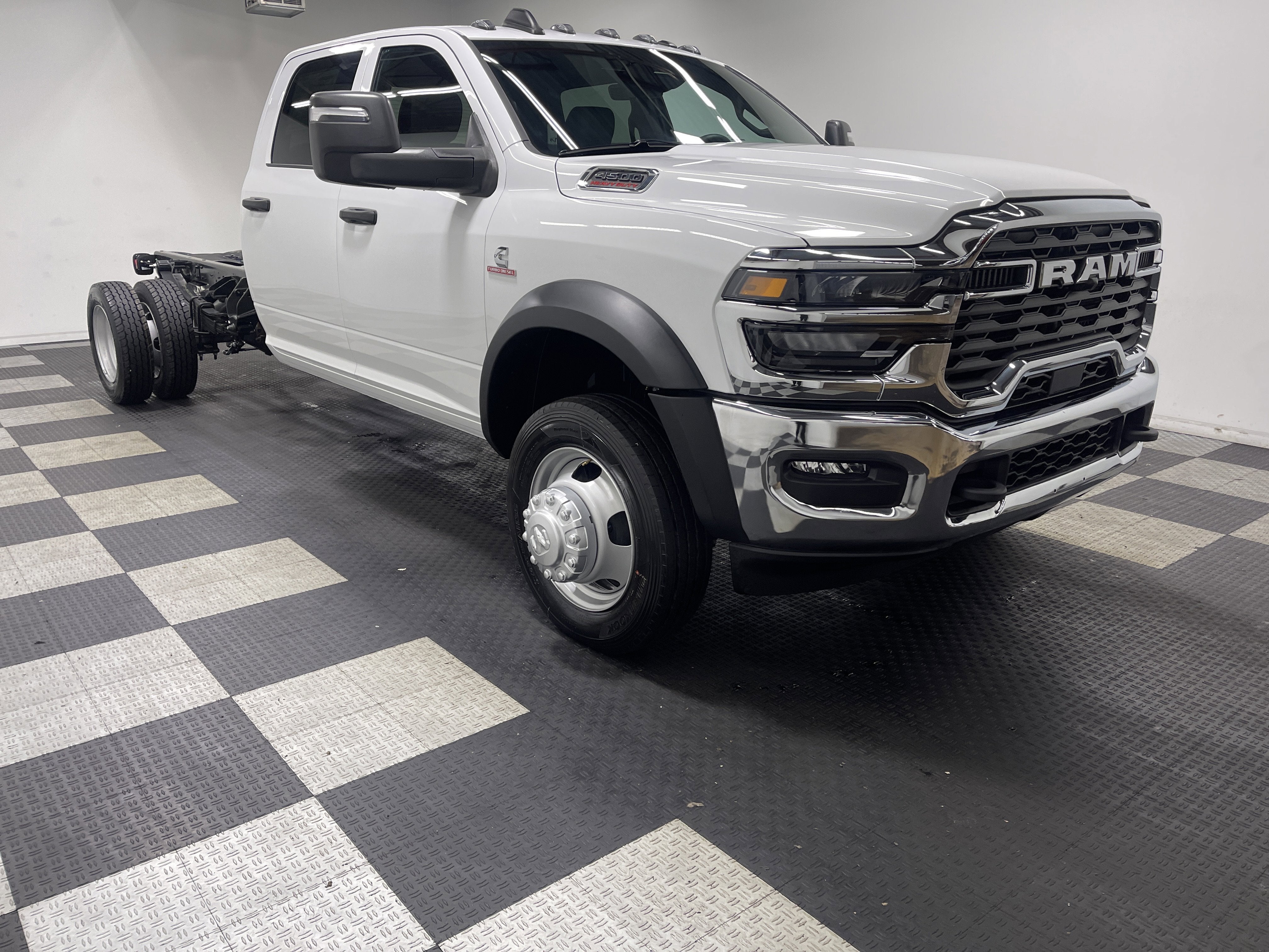 2026 RAM Ram 4500 Chassis Cab RAM 4500 TRADESMAN CHASSIS CREW CAB 4X4 84' CA