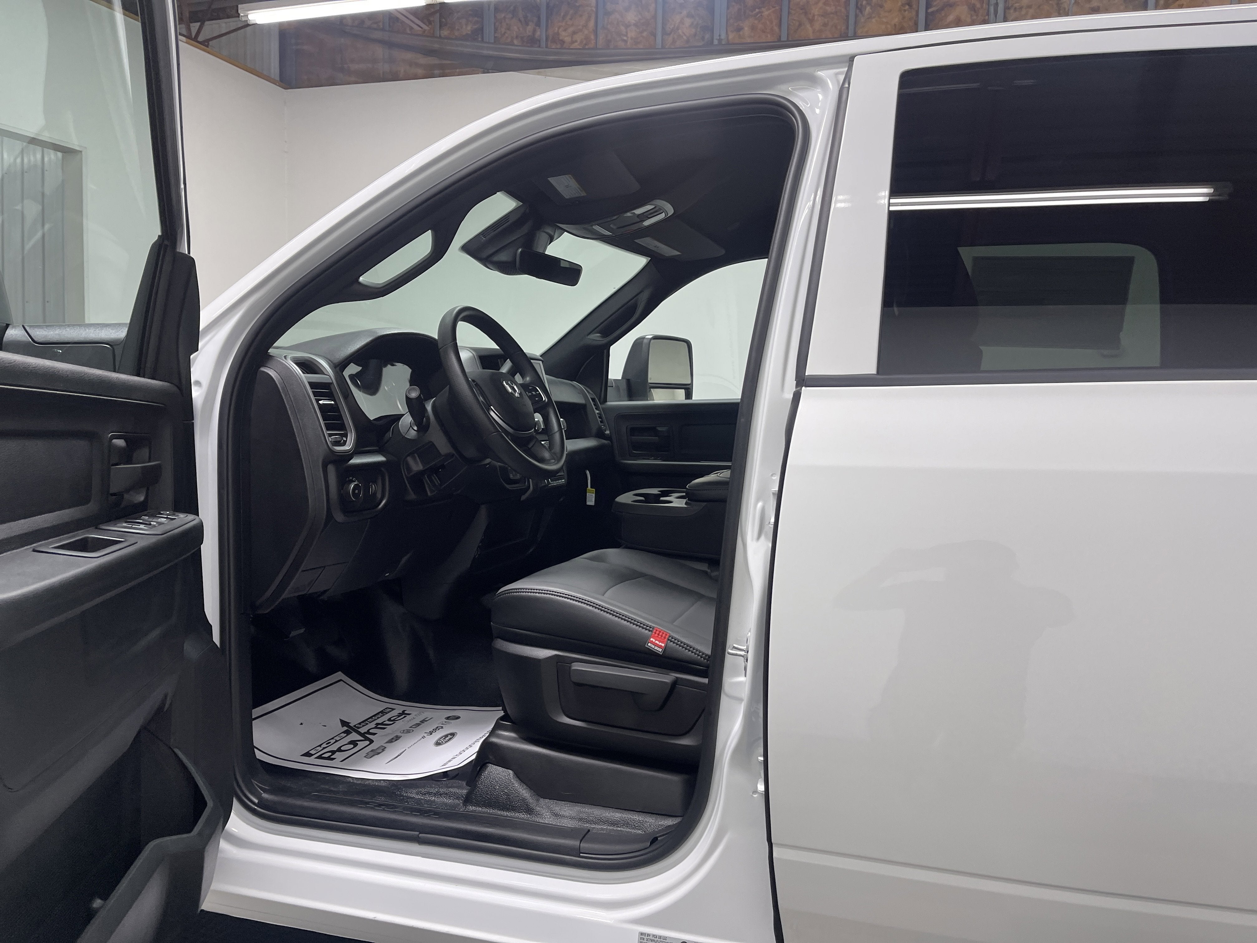 2026 RAM Ram 4500 Chassis Cab RAM 4500 TRADESMAN CHASSIS CREW CAB 4X4 84' CA