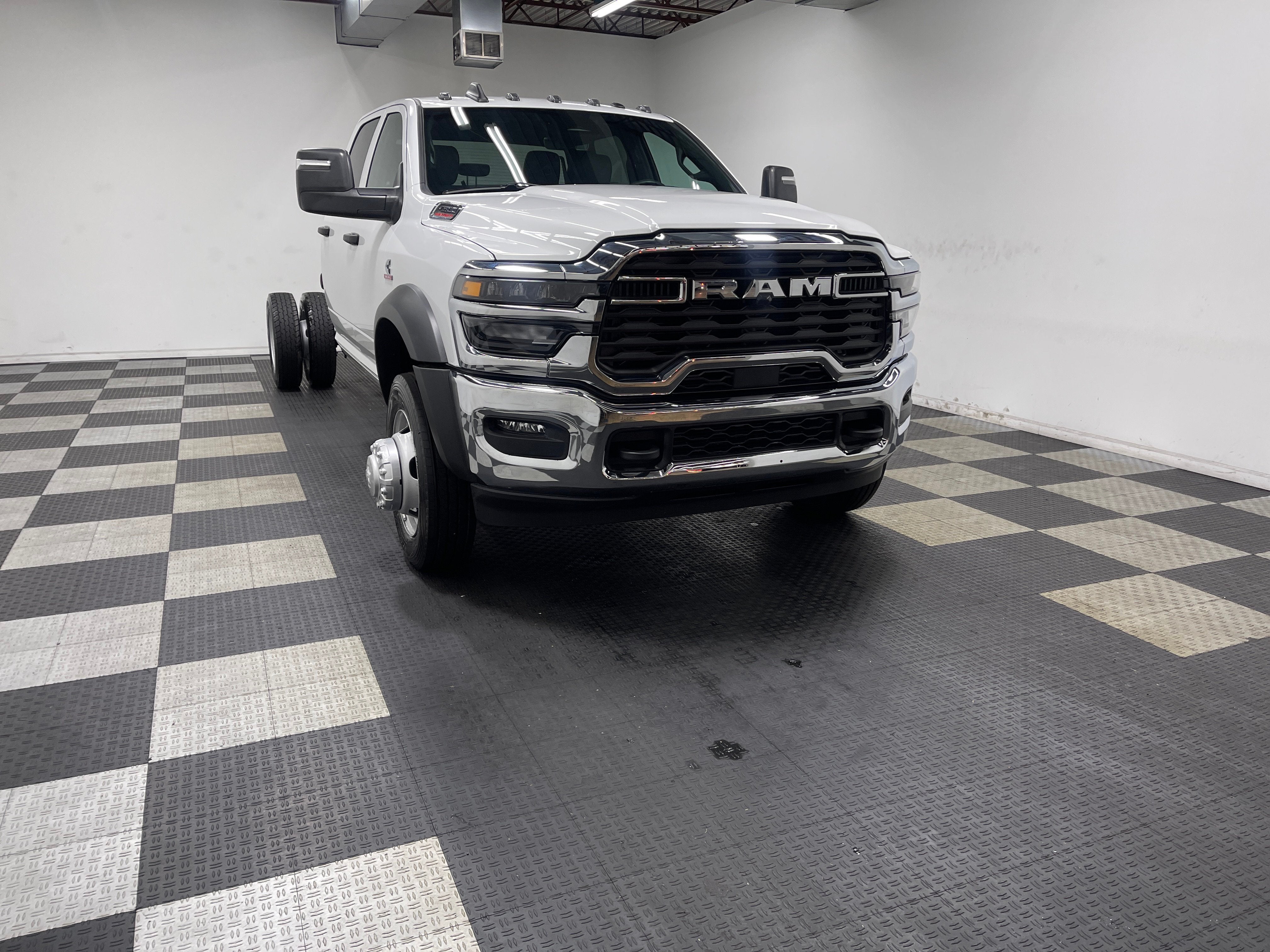 2026 RAM Ram 4500 Chassis Cab RAM 4500 TRADESMAN CHASSIS CREW CAB 4X4 84' CA
